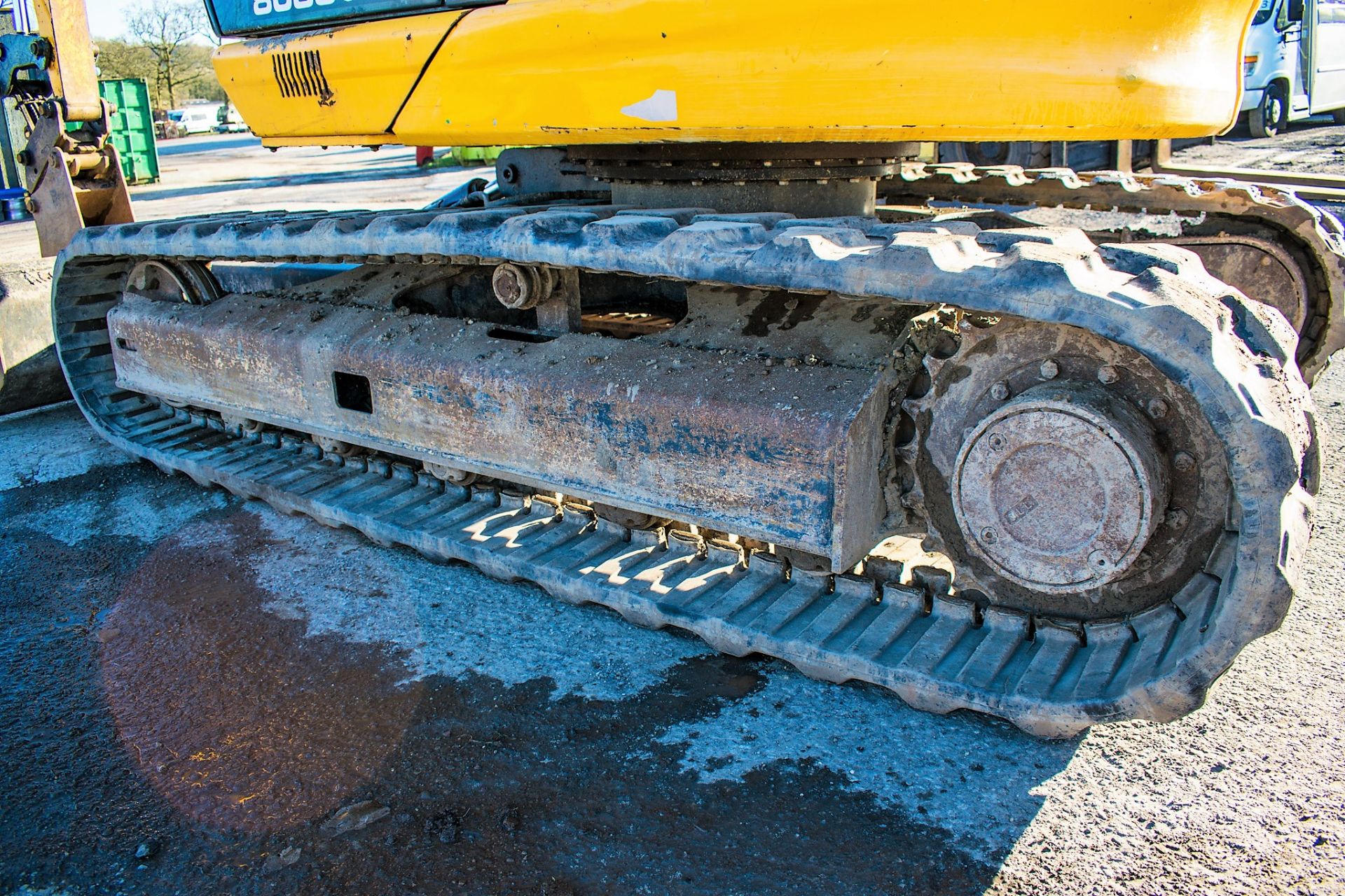 JCB 8085 ECO 8.5 tonne rubber tracked excavator Year: 2013 S/N: 1073095 Recorded Hours: 2431 - Image 8 of 12