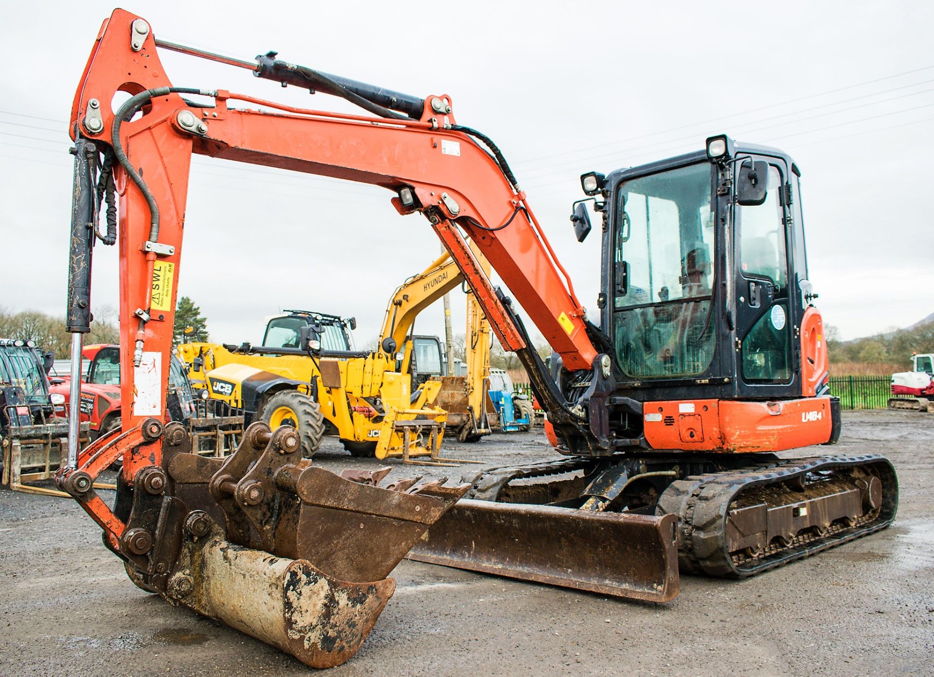 Kubota U48-4 4.8 tonne rubber tracked excavator Year: 2011 S/N: 50406 Recorded Hours: 5662 blade,