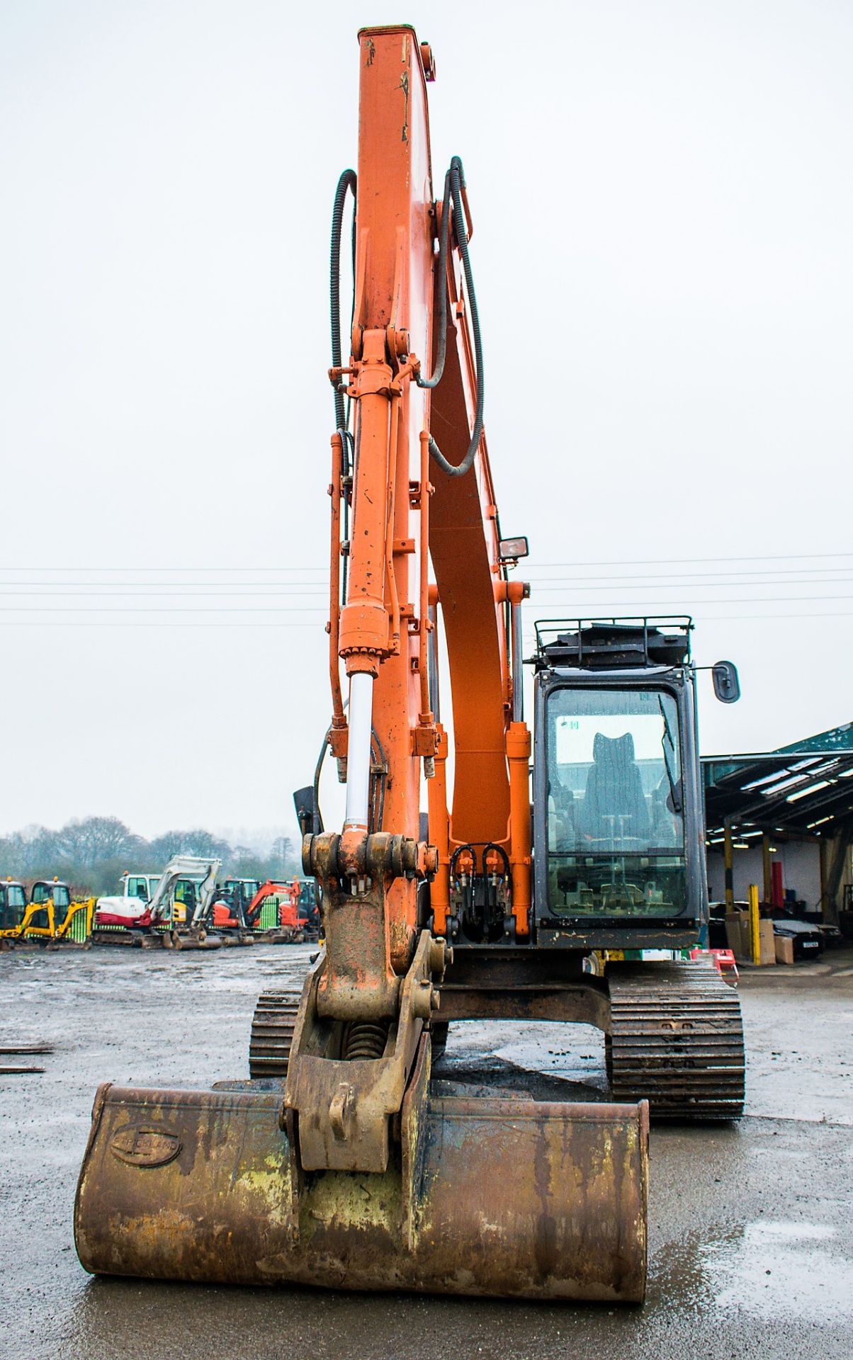 Hitachi Zaxis 130 LCN-3 13 tonne steel tracked excavator Year: 2012 S/N: 88108 Recorded Hours: - Image 5 of 12