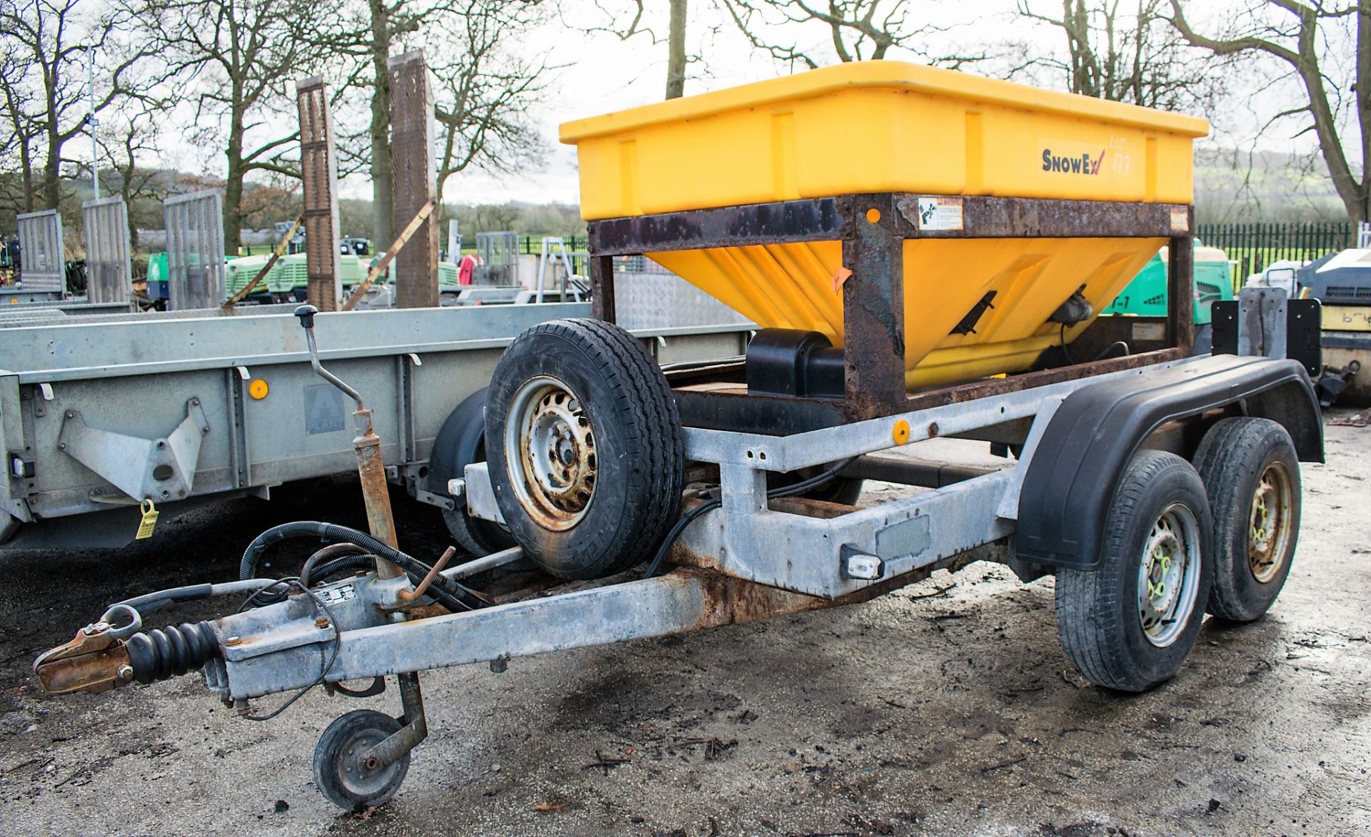 SnowEx 7500 tandem axle salt/grit spreader