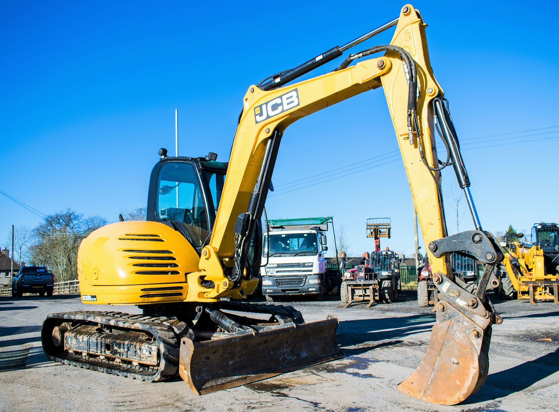 JCB 8085 ECO 8.5 tonne rubber tracked excavator Year: 2012 S/N: 1072496 Recorded Hours: 9164 ( - Image 2 of 12