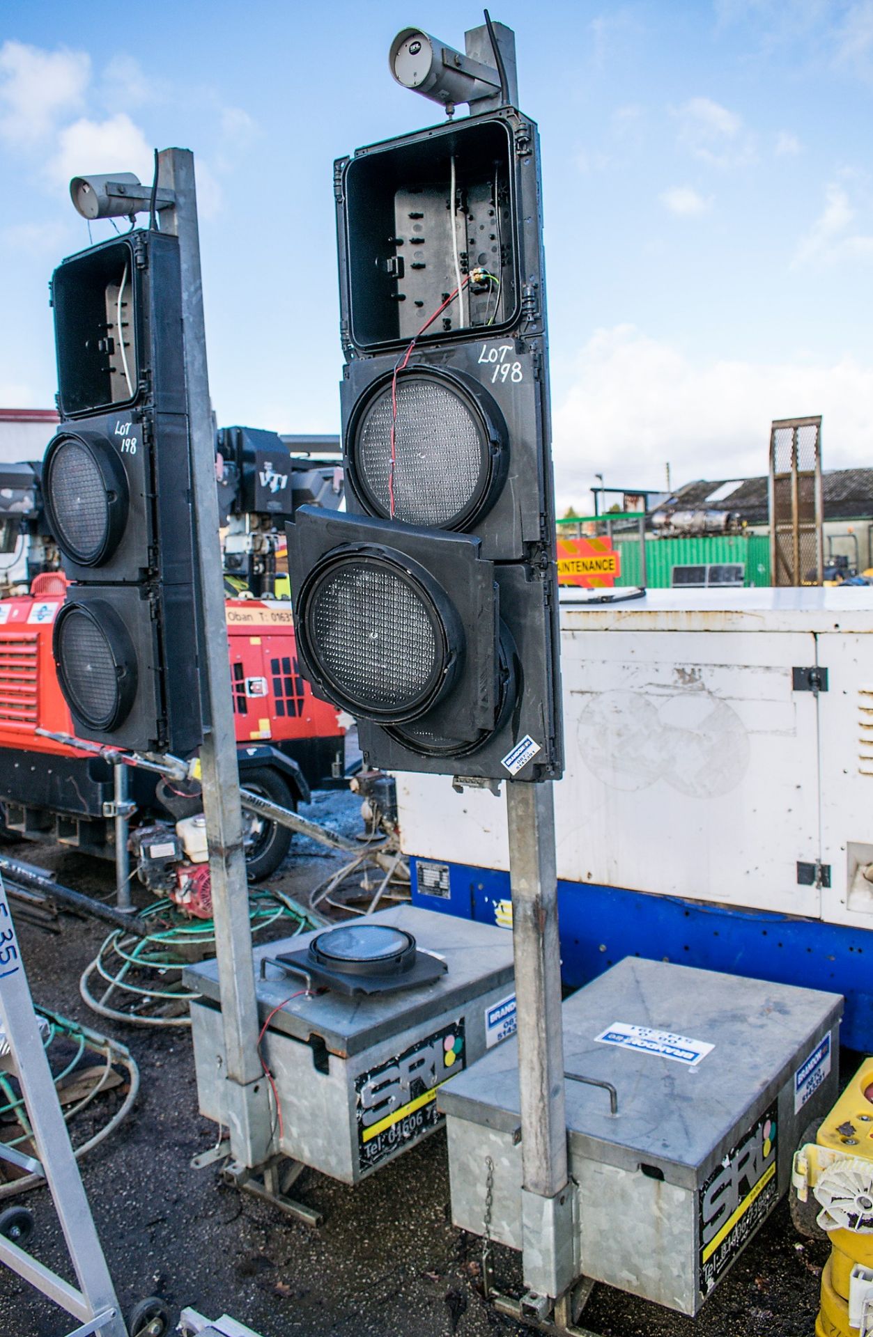 Pair of SRL battery operated traffic lights