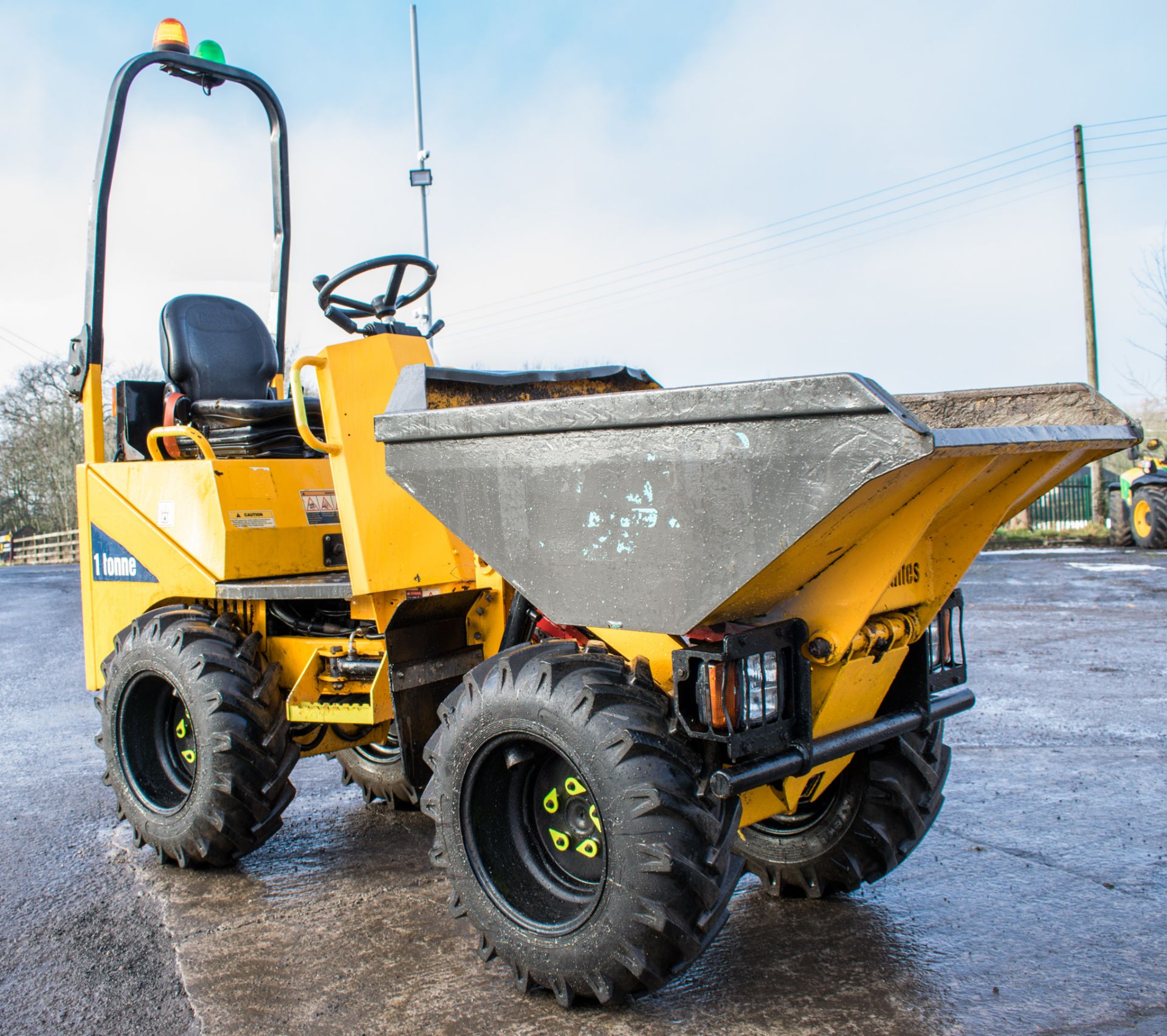 Thwaites 1 tonne hi - tip dumper - Image 2 of 13