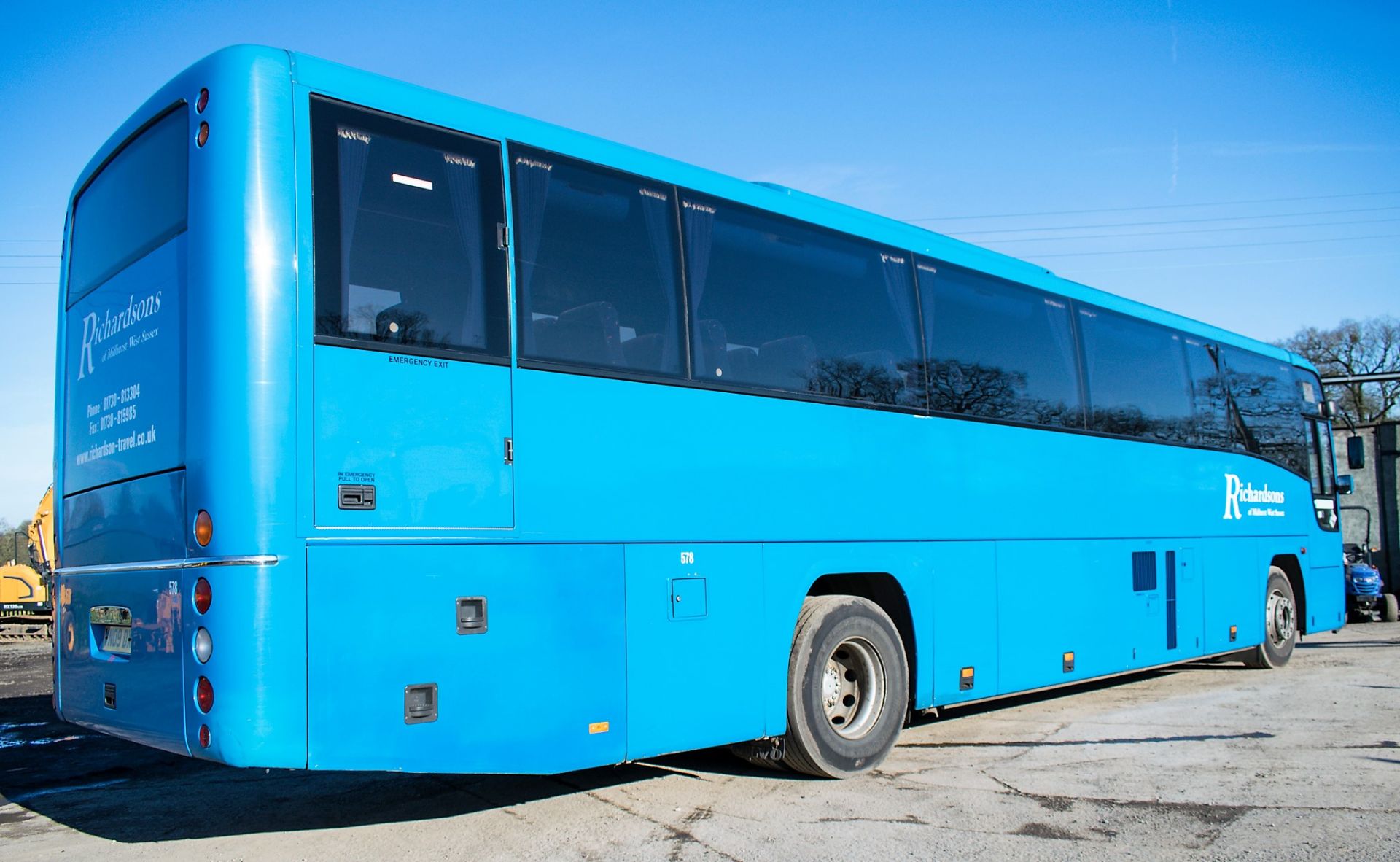 Volvo B12M Plaxton Paragon 57 seat luxury coach Registration Number: YN09 DXY Date of - Image 4 of 10