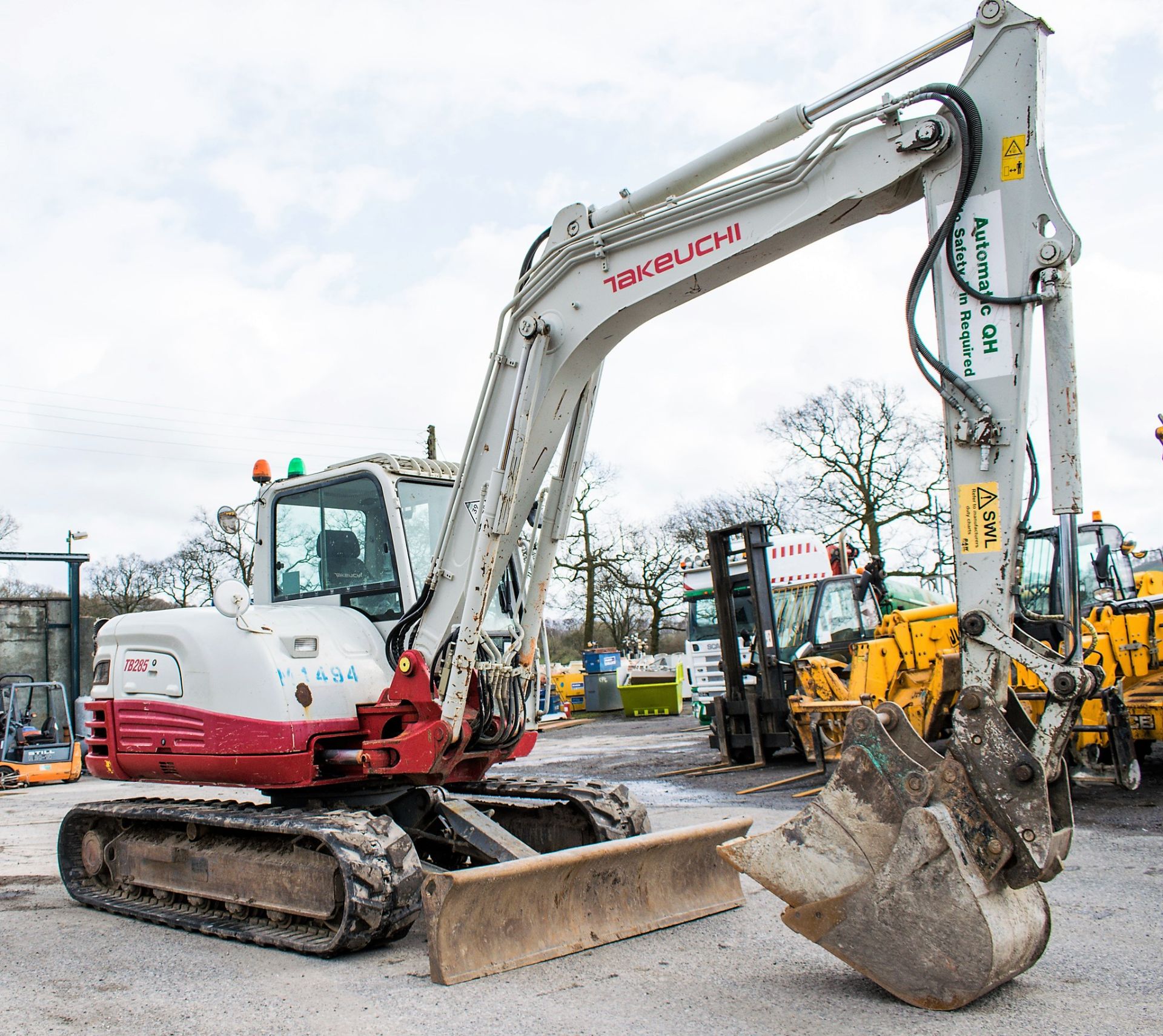 Takeuchi TB285 8.5 tonne rubber tracked excavator Year: 2012 S/N: 185000171 Recorded Hours: 6004 - Image 2 of 13