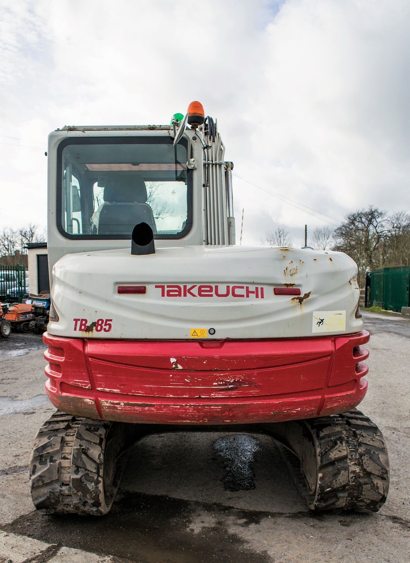 Takeuchi TB285 8.5 tonne rubber tracked excavator Year: 2012 S/N: 185000171 Recorded Hours: 6004 - Image 6 of 13