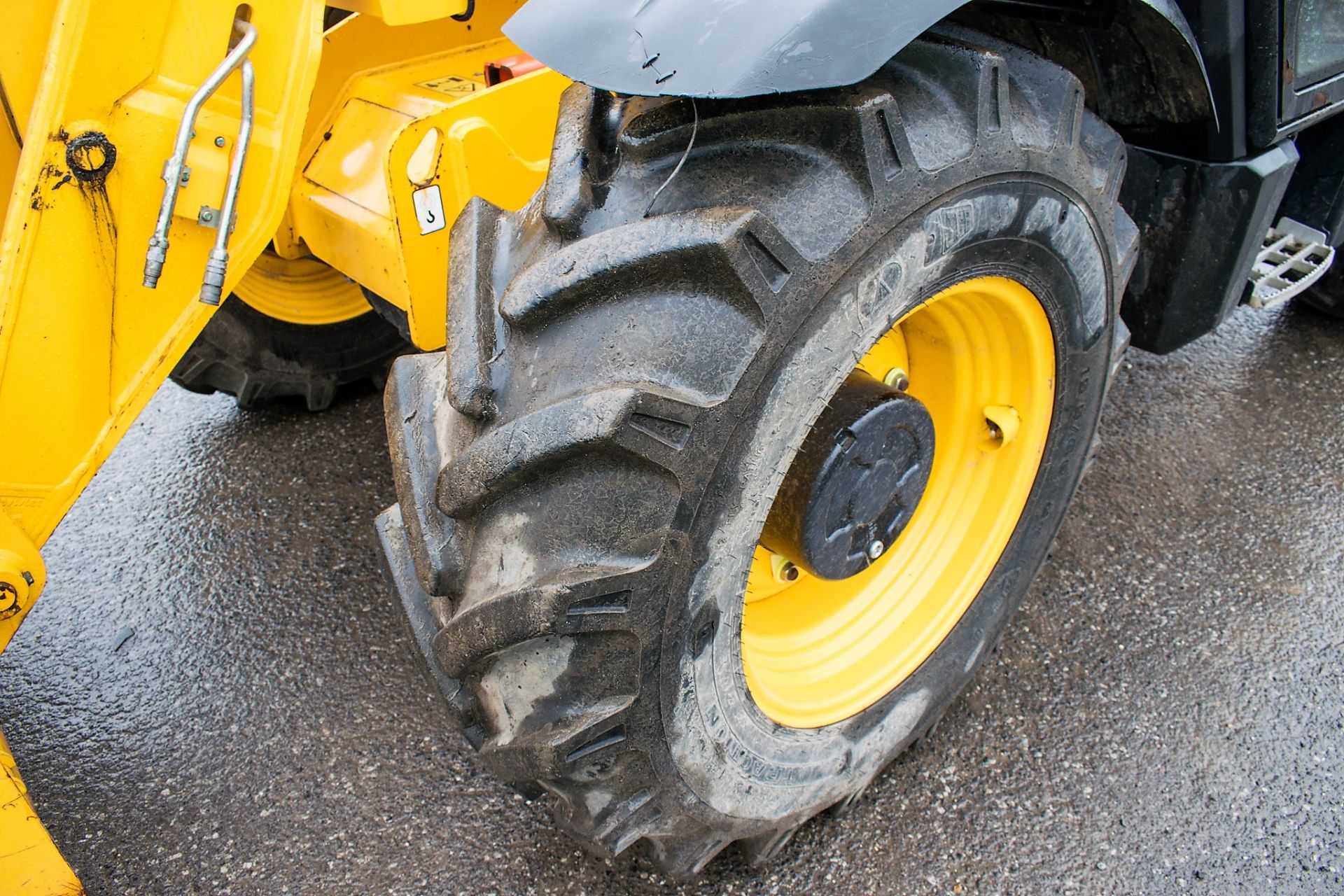 JCB 531-70 7 metre telescopic handler Year: 2014 S/N: 2337366 Recorded Hours: 839 c/w turbo - Image 8 of 13