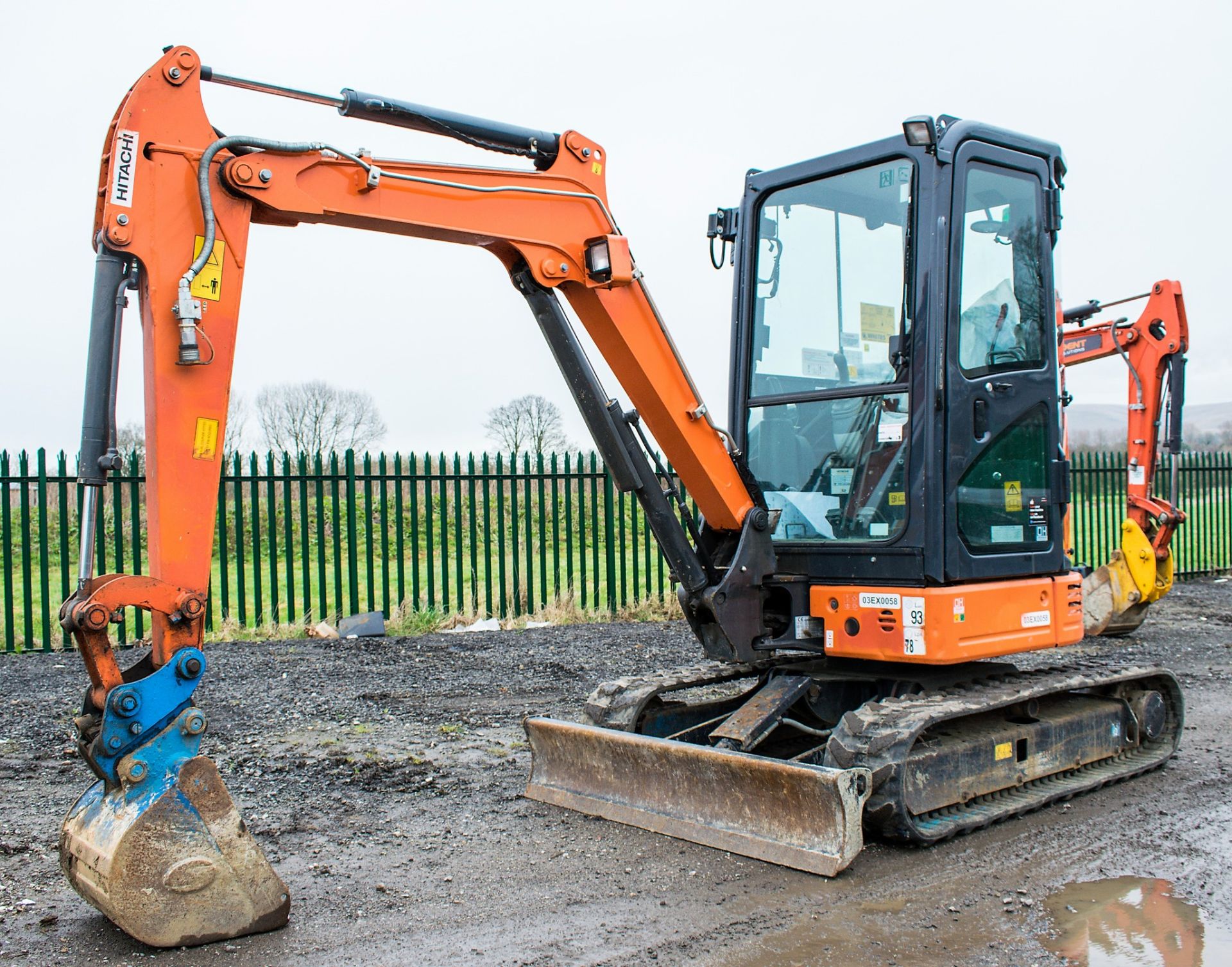 Hitachi ZX26U-5A 2.6 tonne rubber tracked mini excavator Year: 2016 S/N: 30968 Recorded Hours: