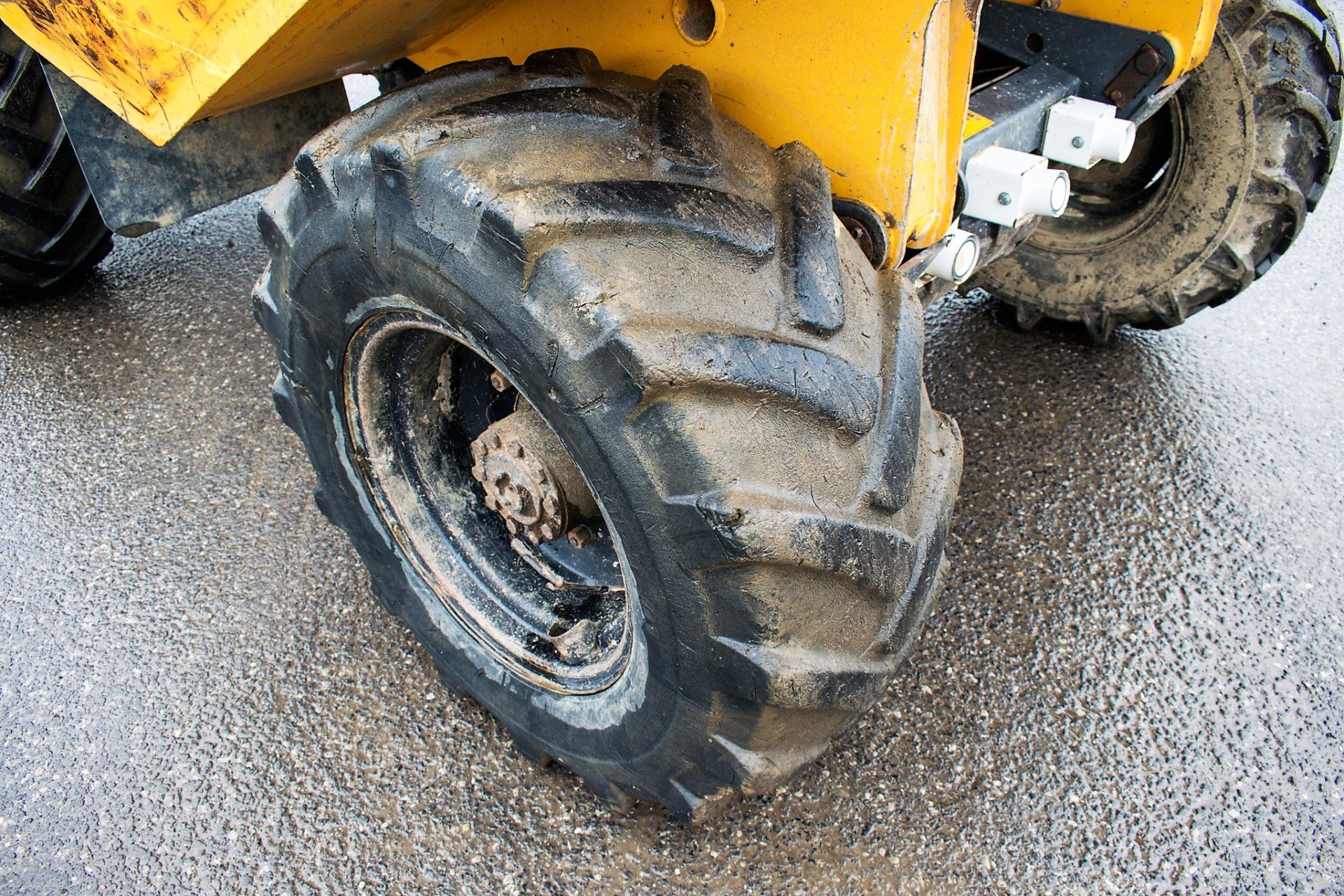 Benford Terex 6 tonne straight skip dumper Year: S/N: Recorded Hours: 2695 1839 - Image 9 of 12