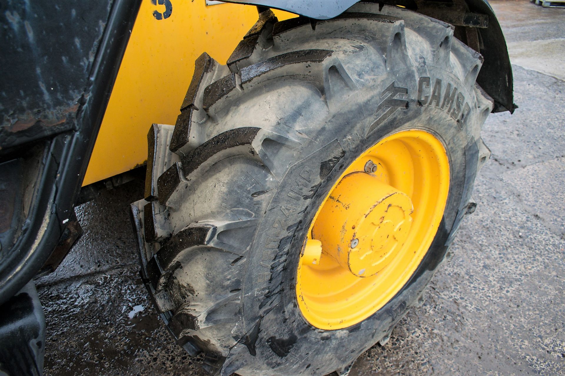 JCB 532-120 12 metre telescopic handler Year: 2003 S/N: 1016744 Recorded Hours: 6139 - Image 7 of 13