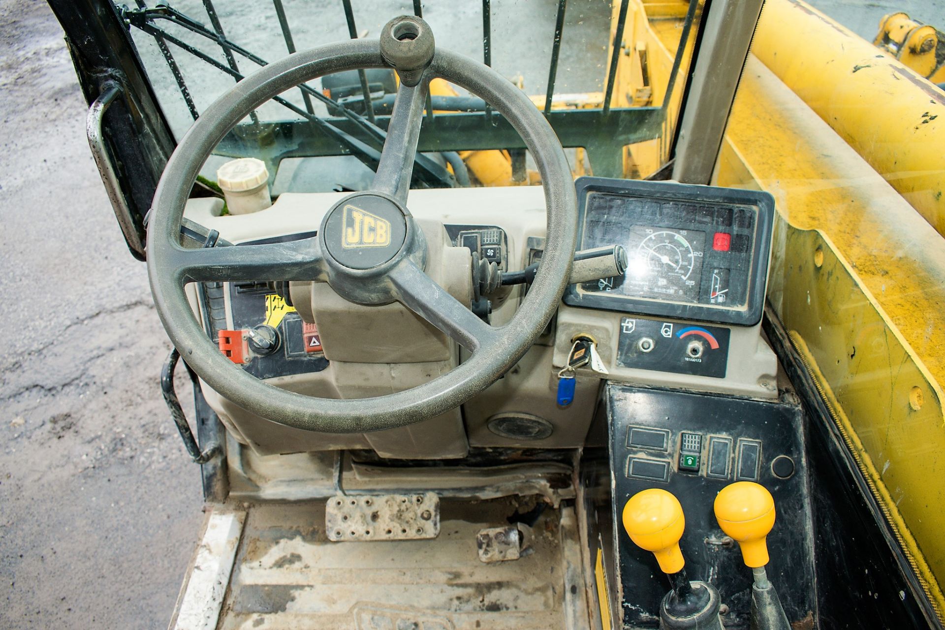 JCB 532-120 12 metre telescopic handler Year: 2003 S/N: 1016744 Recorded Hours: 6139 - Image 13 of 13