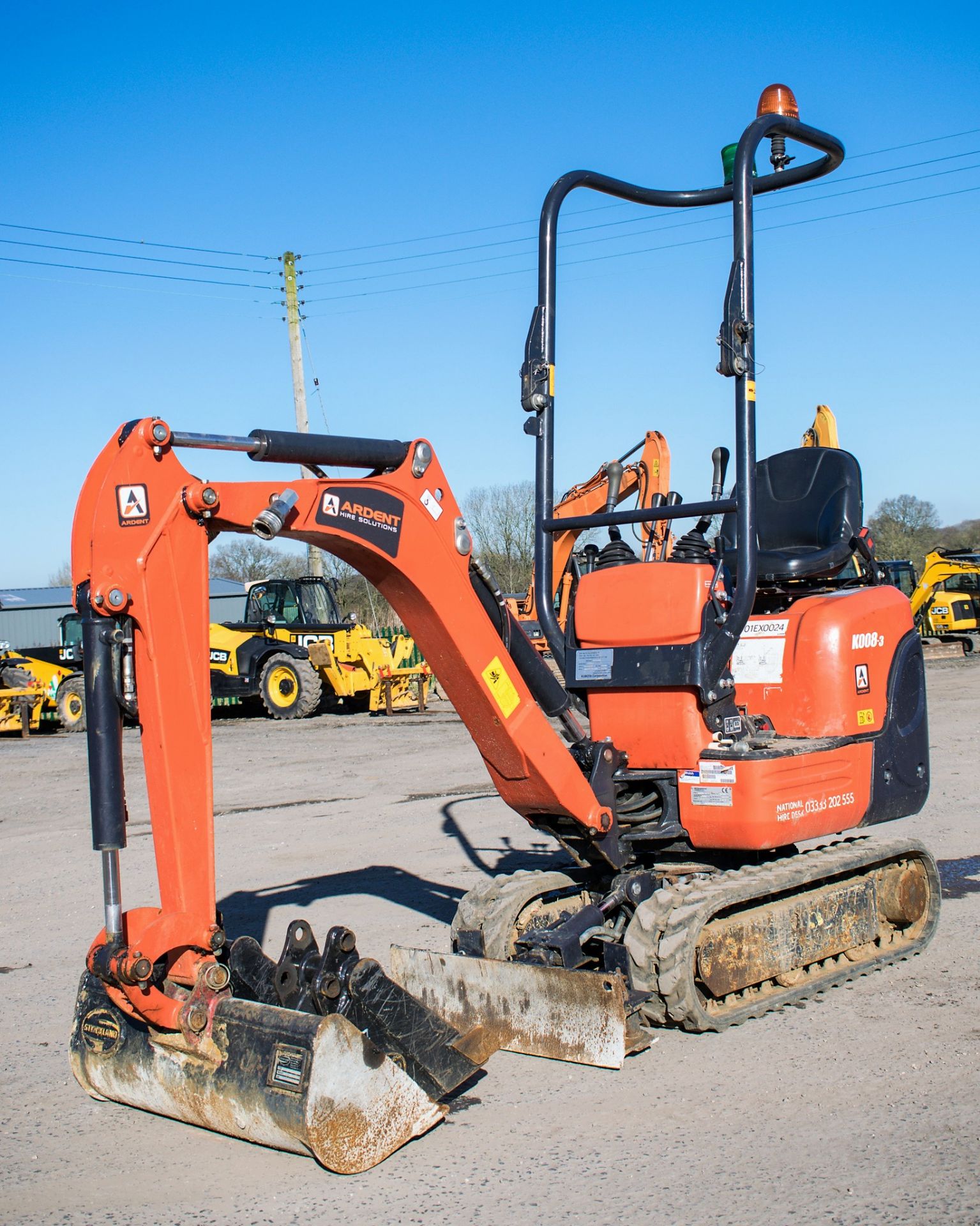 Kubota K008-3 0.8 tonne rubber tracked micro excavator Year: 2017 S/N: 29287 Recorded Hours: 417