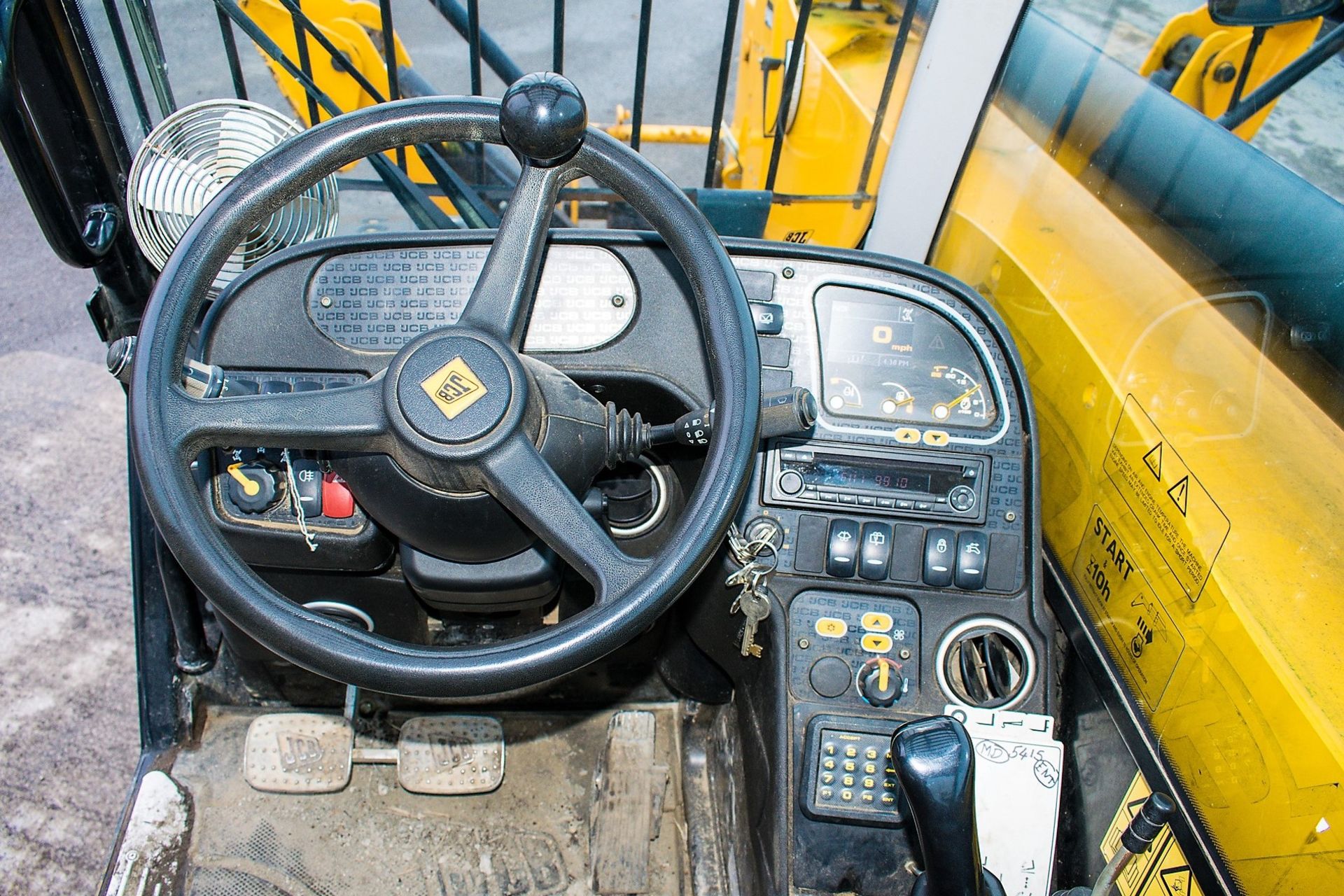 JCB 540-170 17 metre telescopic handler Year: 2014 S/N: 2180451 Recorded Hours: 4631 c/w turbo, sway - Image 13 of 14