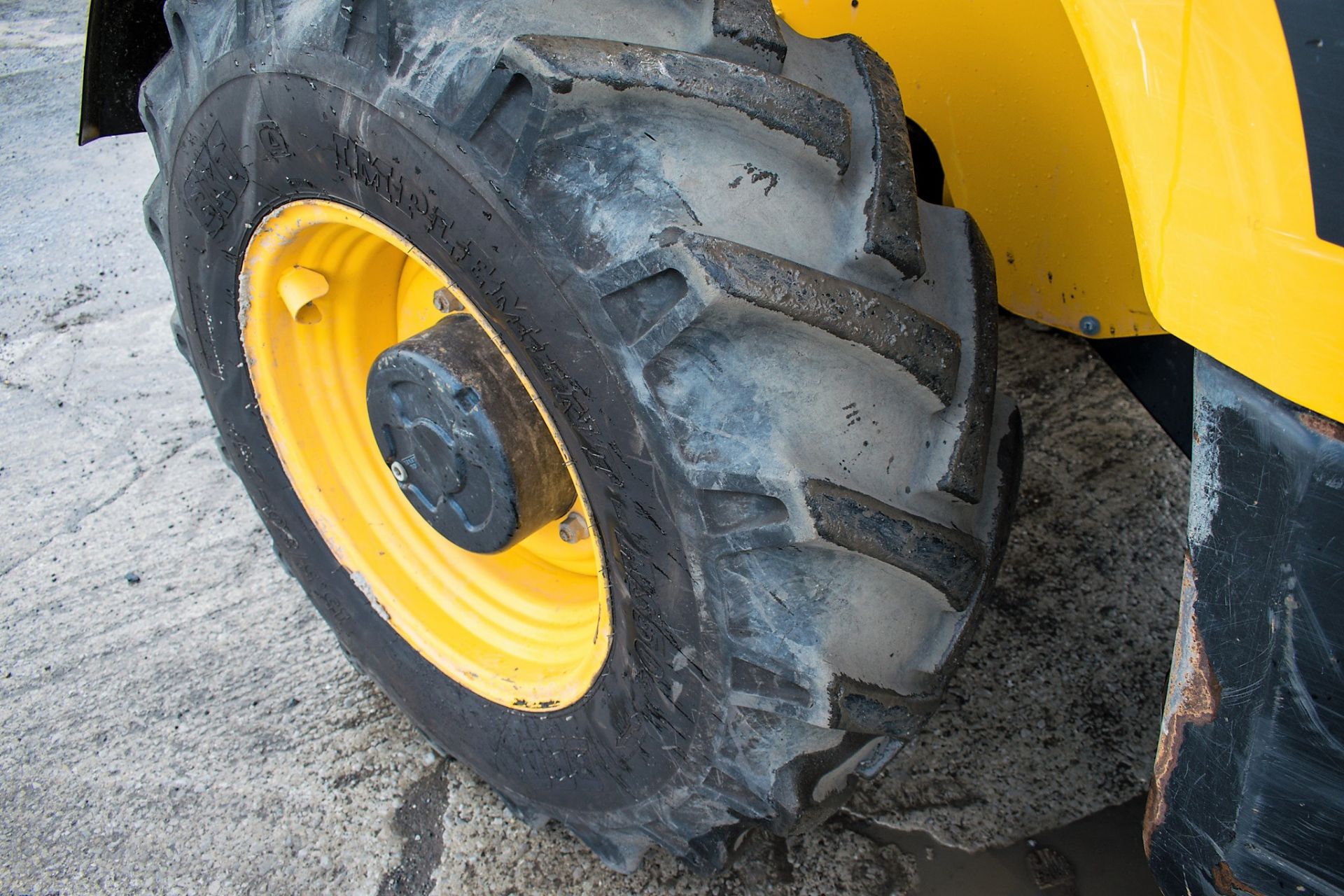 JCB 535-140 14 metre telescopic handler Year: 2014 S/N: 234058 Recorded Hours: 3944 c/w air - Image 10 of 13