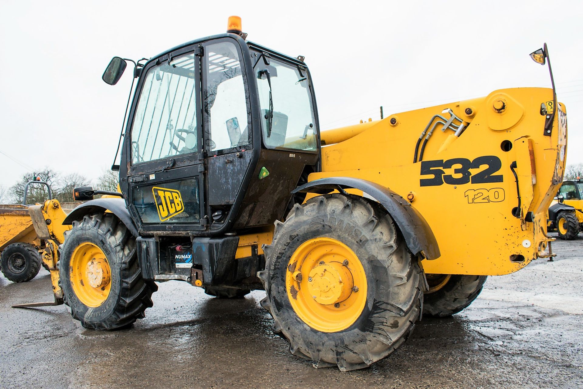 JCB 532-120 12 metre telescopic handler Year: 2003 S/N: 1016744 Recorded Hours: 6139 - Image 3 of 13