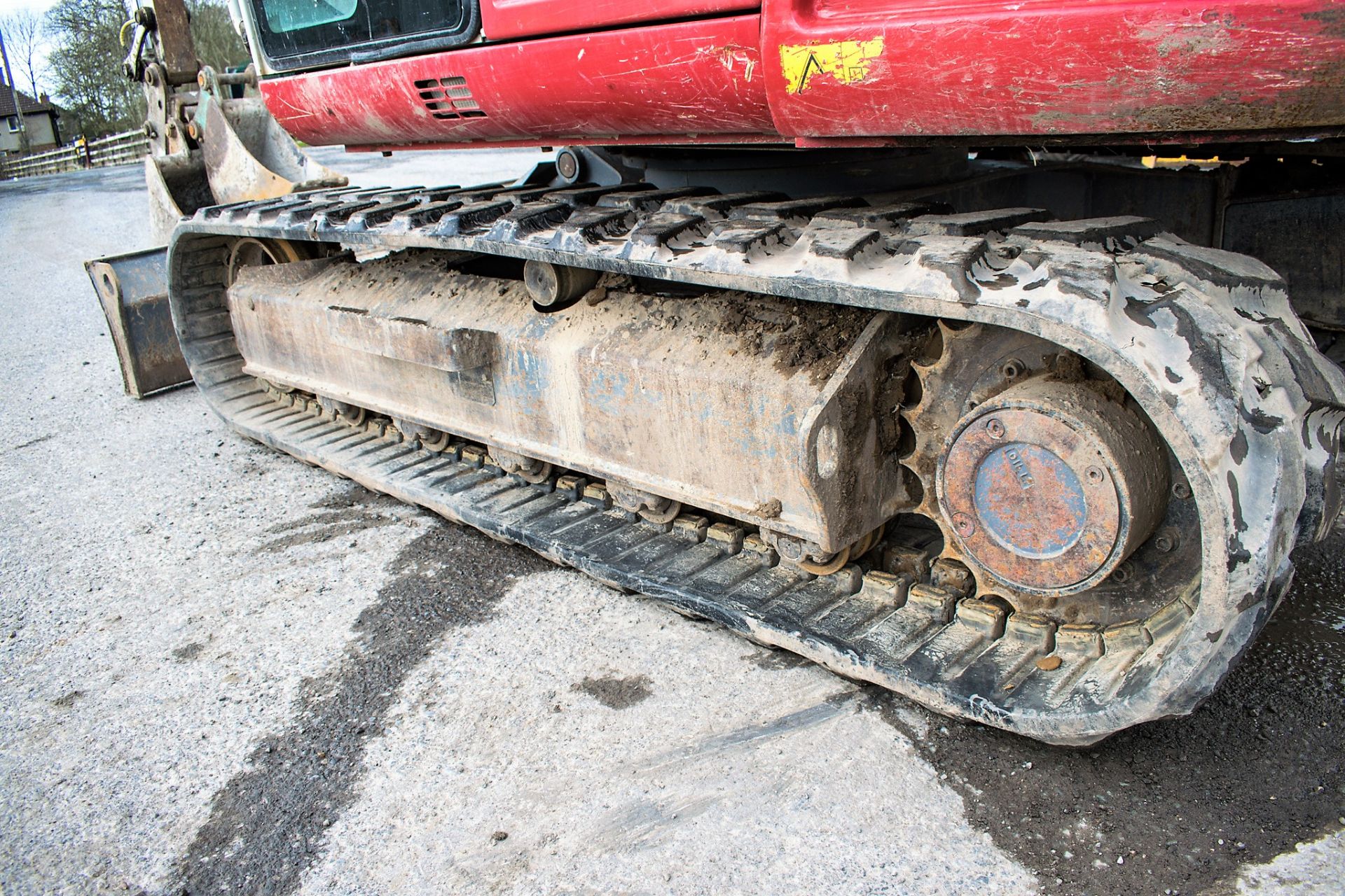 Takeuchi TB285 8.5 tonne rubber tracked excavator Year: 2012 S/N: 185000171 Recorded Hours: 6004 - Image 7 of 13