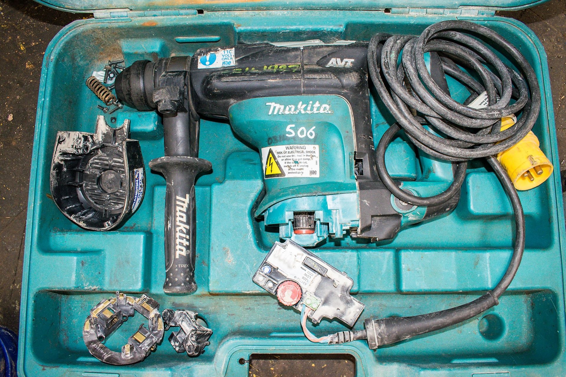 Makita 110v SDS rotary hammer drill for spares c/w carry case