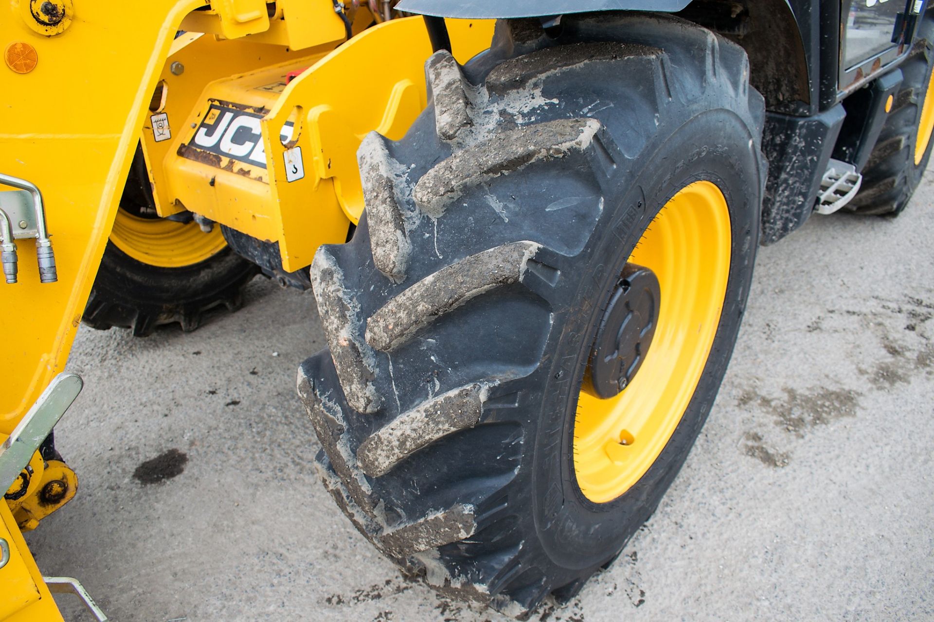 JCB 535-95 9.5 metre telescopic handler Year: 2015 S/N: 2353808 Recorded Hours: 953 c/w turbo - Image 9 of 14