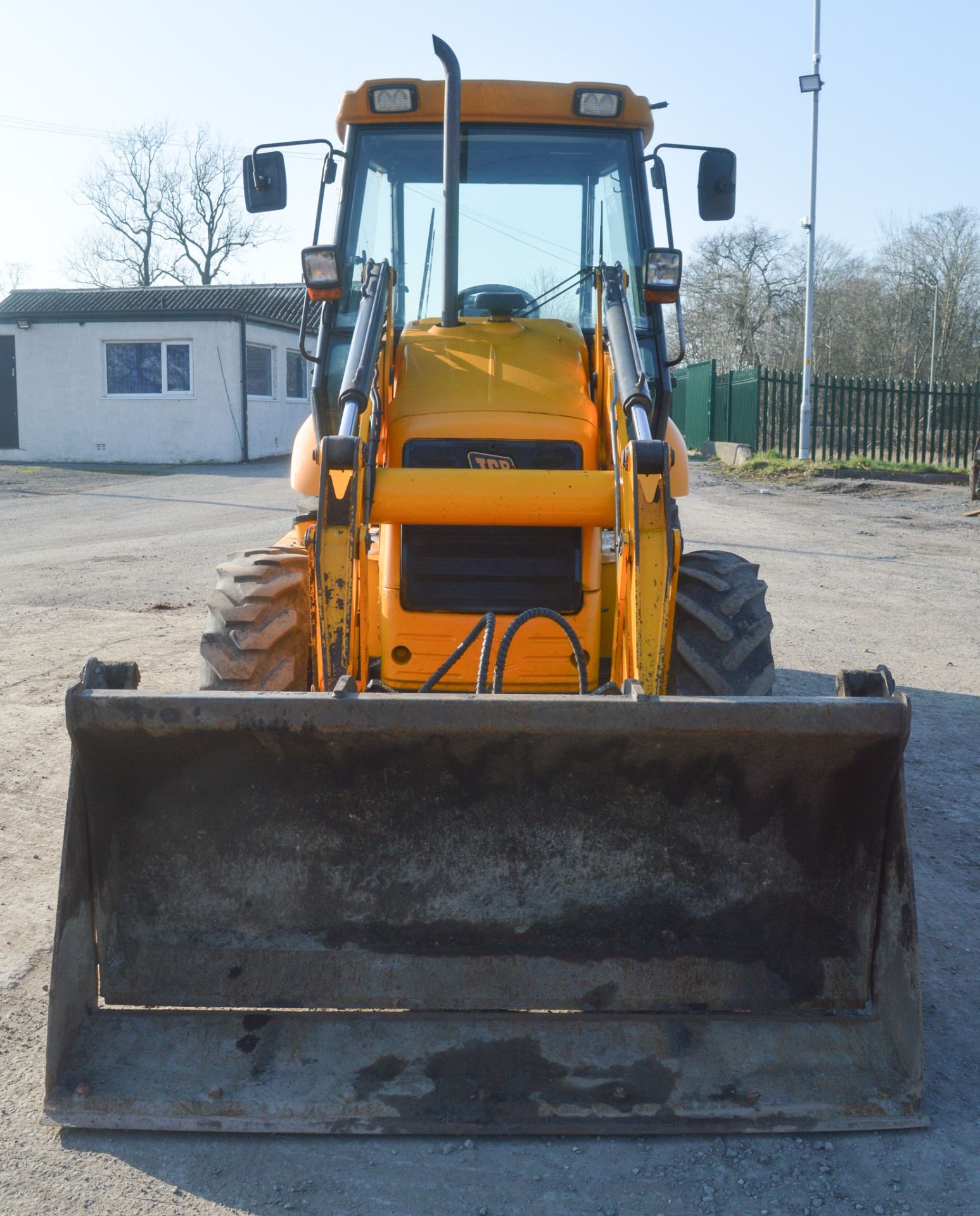 JCB 2CX Airmaster  Year: 2008 S/N: Recorded hours: *Hour clock blank* - Image 3 of 15