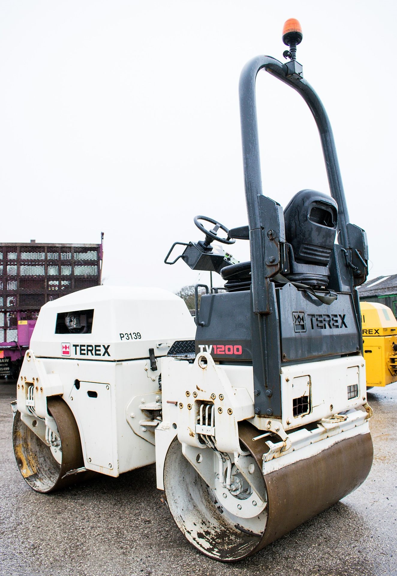 Benford Terex TV1200 double drum ride on roller Year: 2007 S/N: E709CD301 Recorded Hours: 927 P3139 - Image 3 of 8