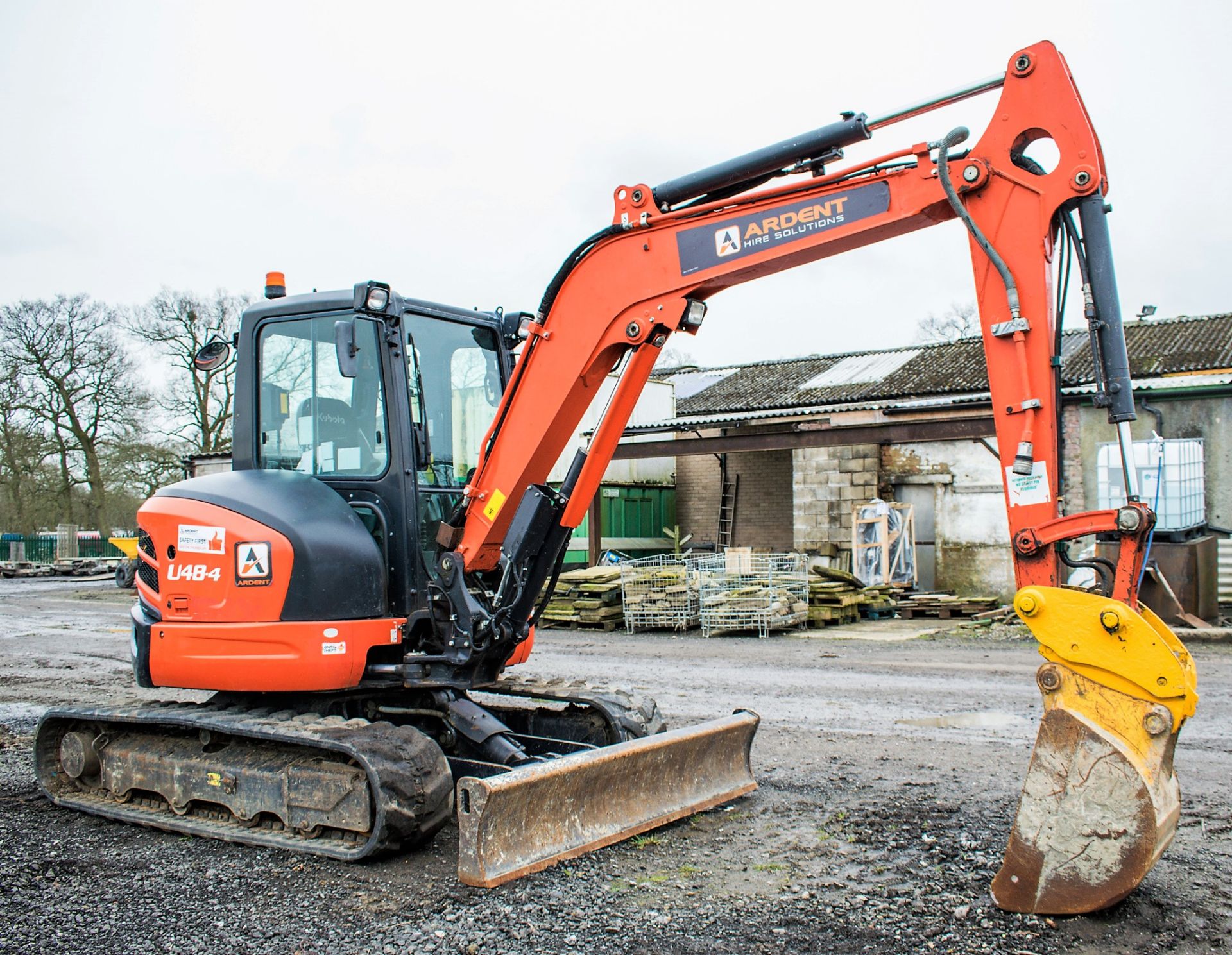 Kubota U48-4 4.8 tonne rubber tracked midi excavator Year: 2015 S/N: 53101 Recorded Hours: 1876 - Image 2 of 12