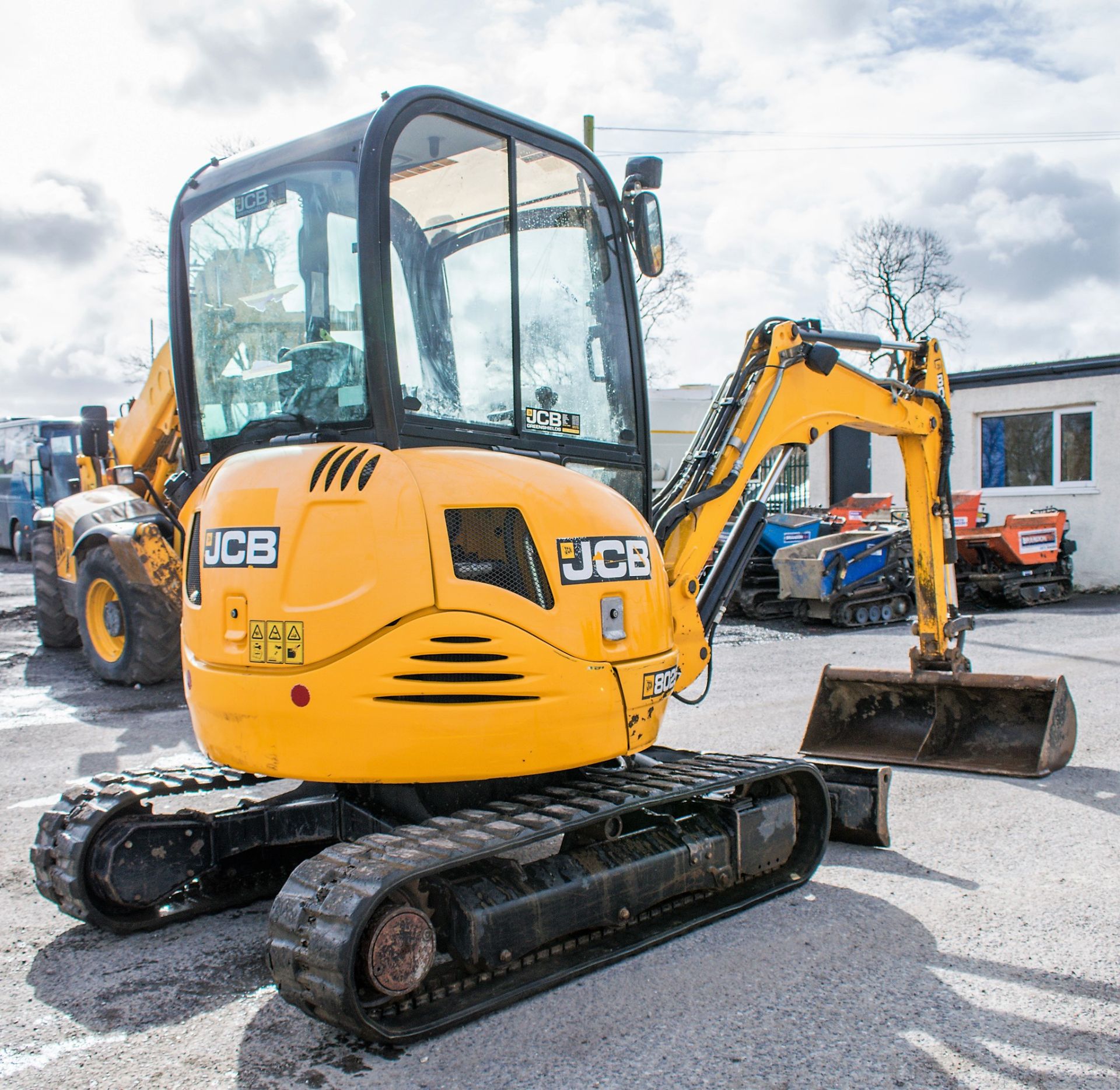 JCB 8025 ZTS 2.5 tonne rubber tracked mini excavator Year: 2013 S/N: 2226123 Recorded Hours: 2573 - Image 4 of 12