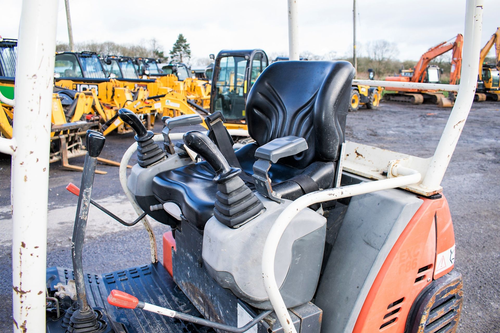 Kubota KX36-3 1.5 tonne rubber tracked mini excavator Year: 2010 S/N: 78982 Recorded Hours: 2593 - Image 12 of 12