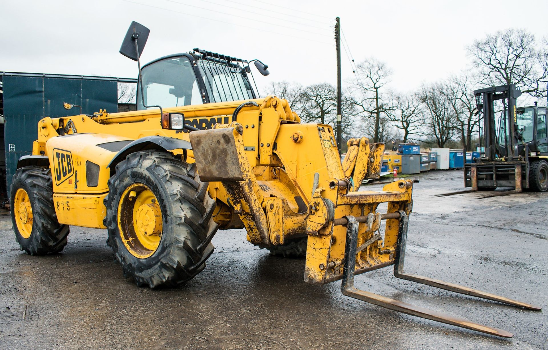 JCB 532-120 12 metre telescopic handler Year: 2003 S/N: 1016744 Recorded Hours: 6139 - Image 2 of 13