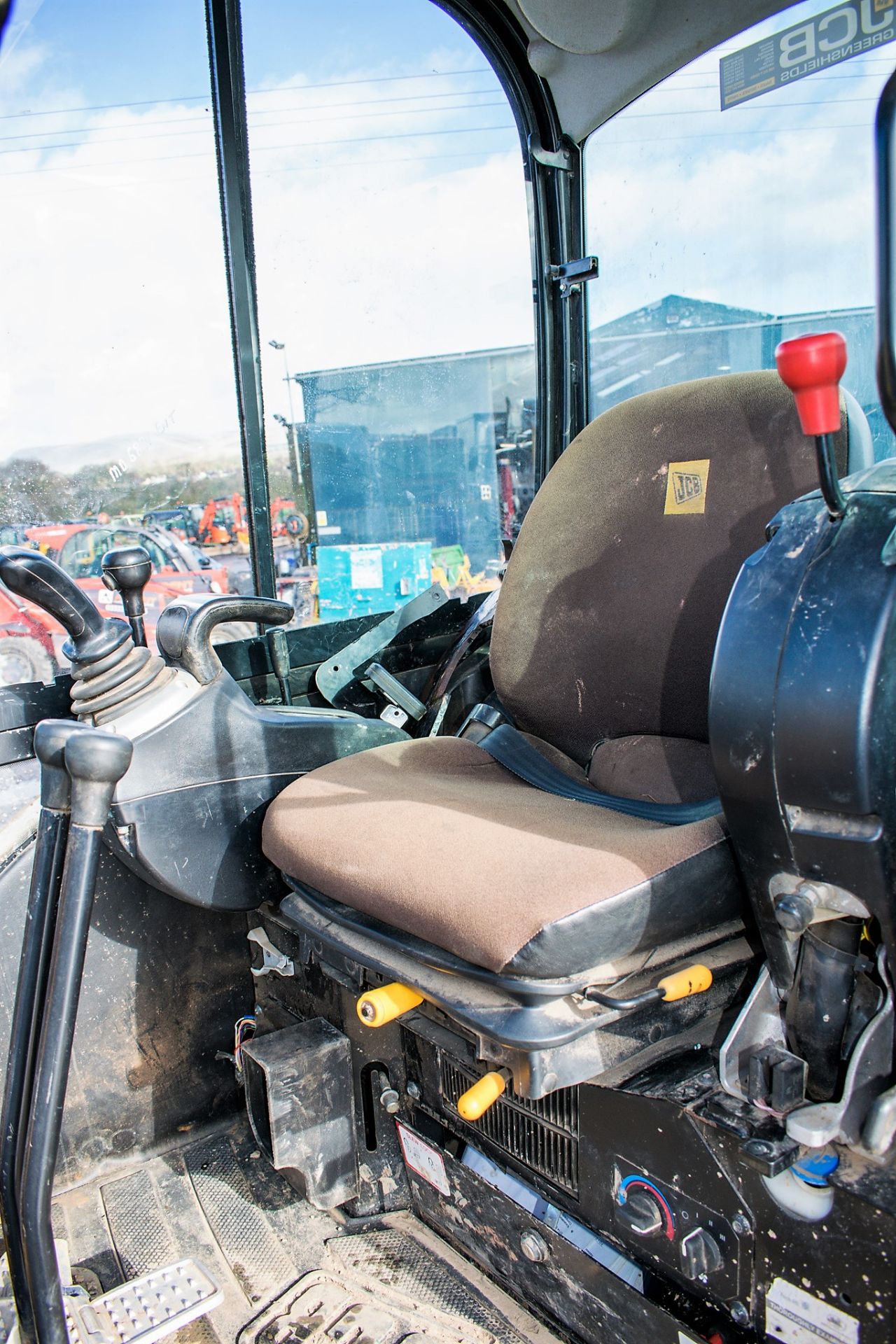 JCB 8030 3 tonne rubber tracked mini excavator Year: 2013 S/N: 2021786 Recorded Hours: 1439 piped, - Image 12 of 12