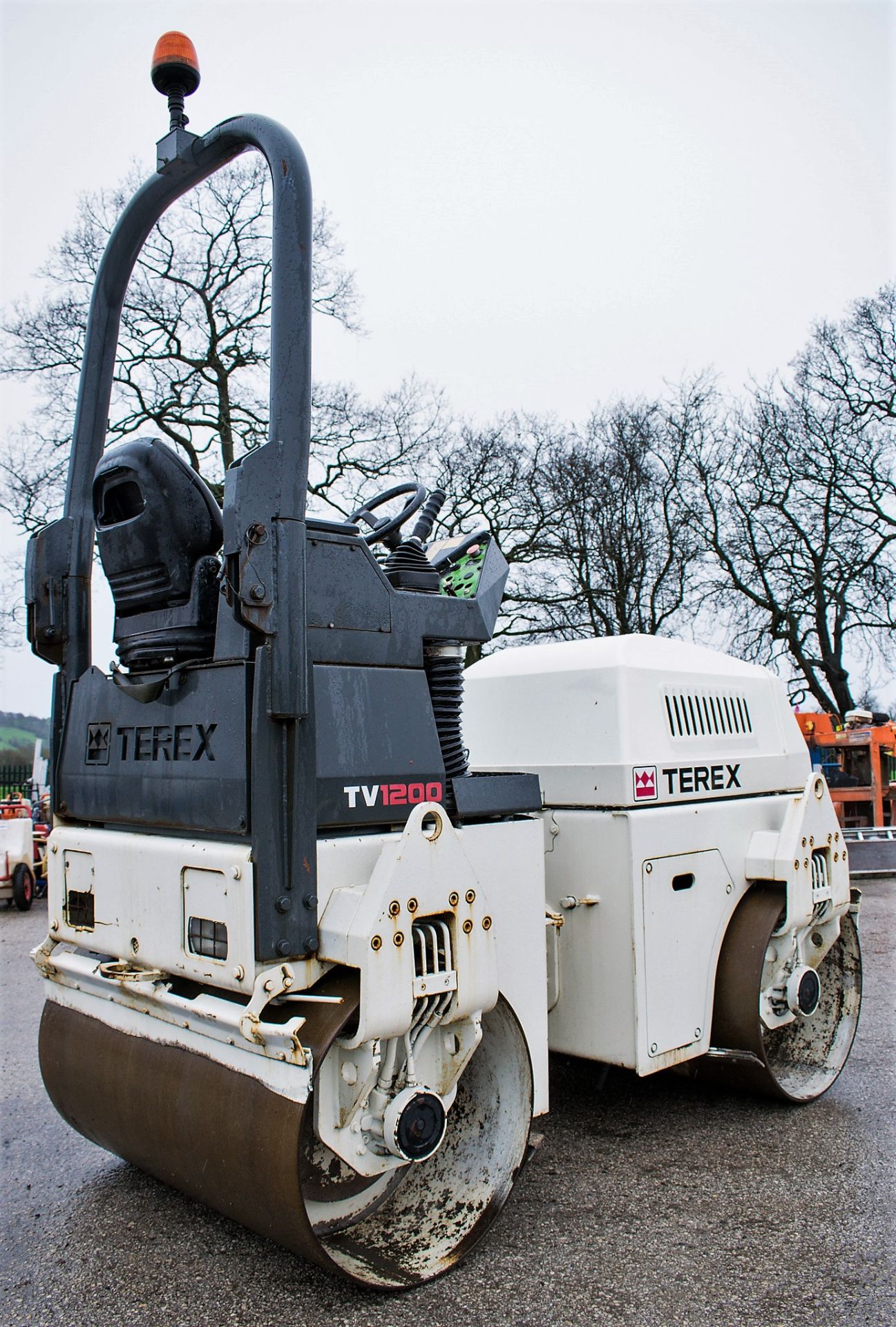 Benford Terex TV1200 double drum ride on roller Year: 2007 S/N: E709CD301 Recorded Hours: 927 P3139 - Image 4 of 8