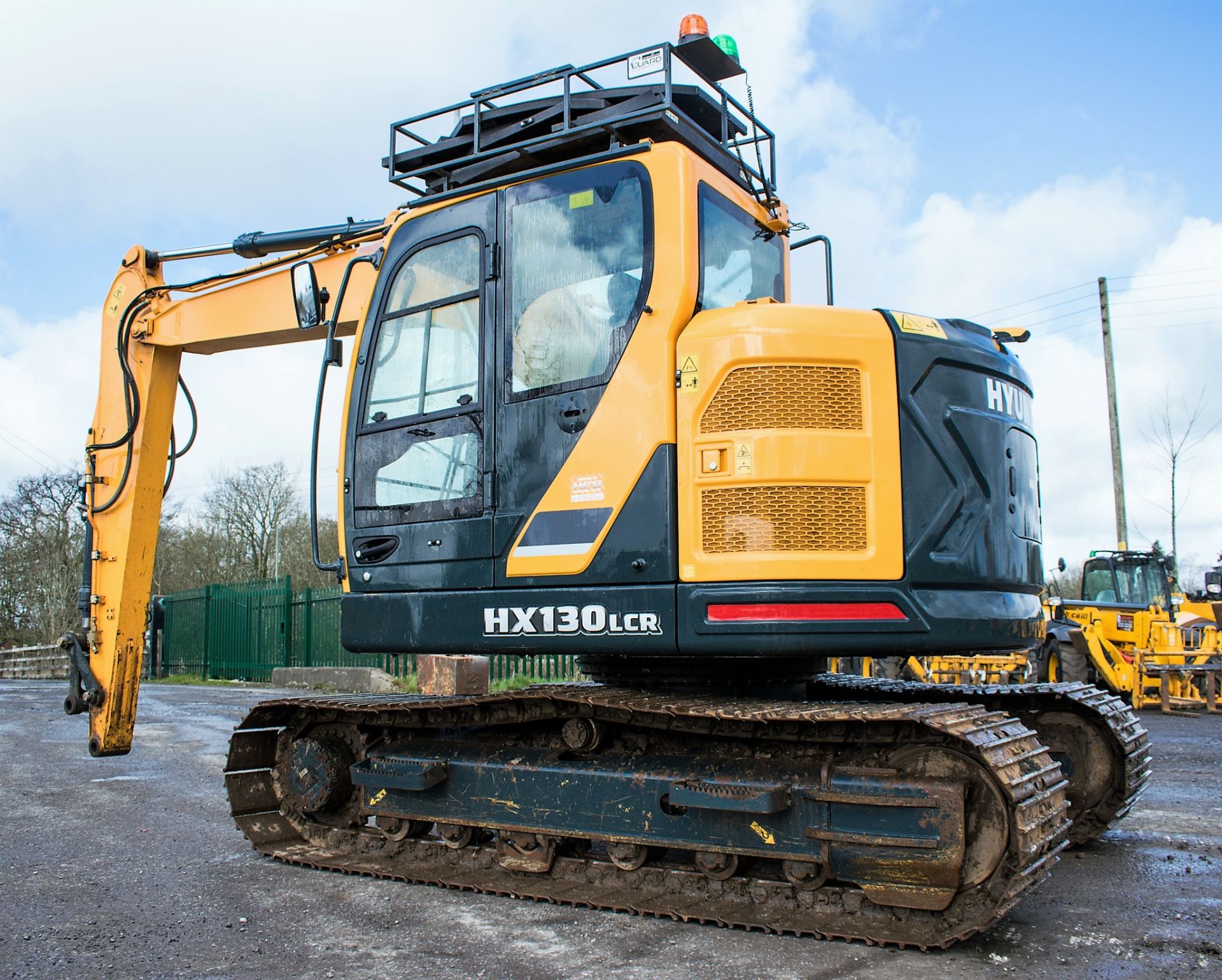 Hyundai HX130 LCR 13 tonne steel tracked excavator Year: 2018 S/N: J0000009 Recorded Hours: 674 - Image 3 of 13