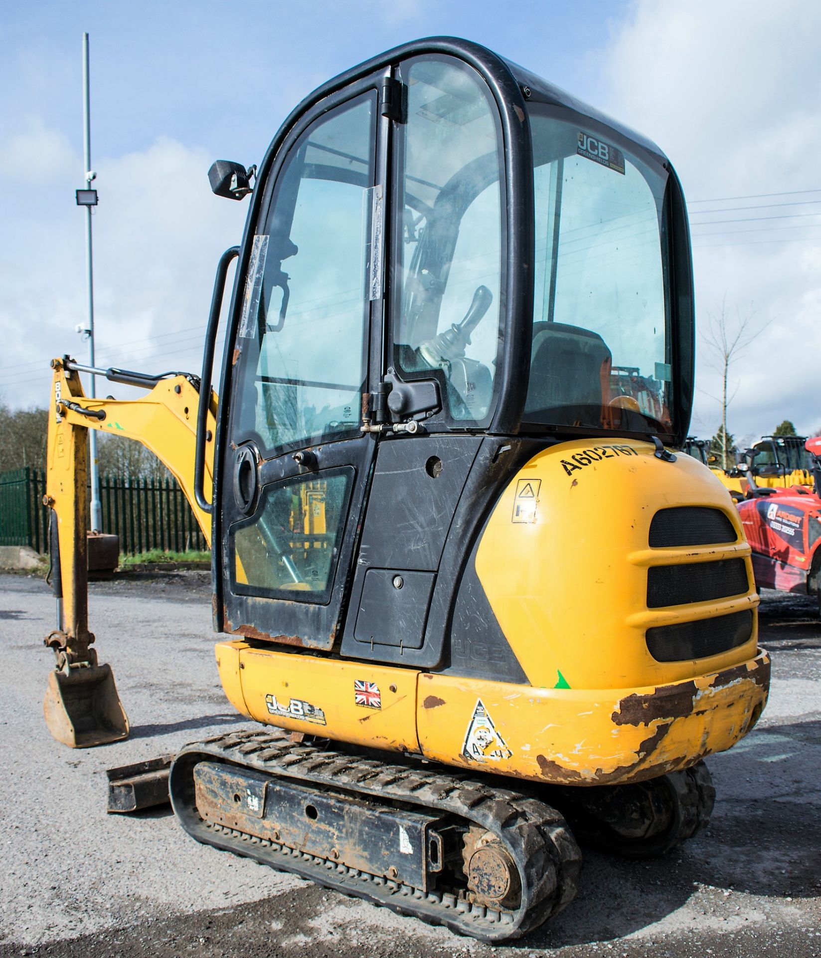 JCB 8016 CTS 1.5 tonne rubber tracked mini excavator Year: 2013 S/N: 2071492 Recorded Hours: 1493 - Image 3 of 12
