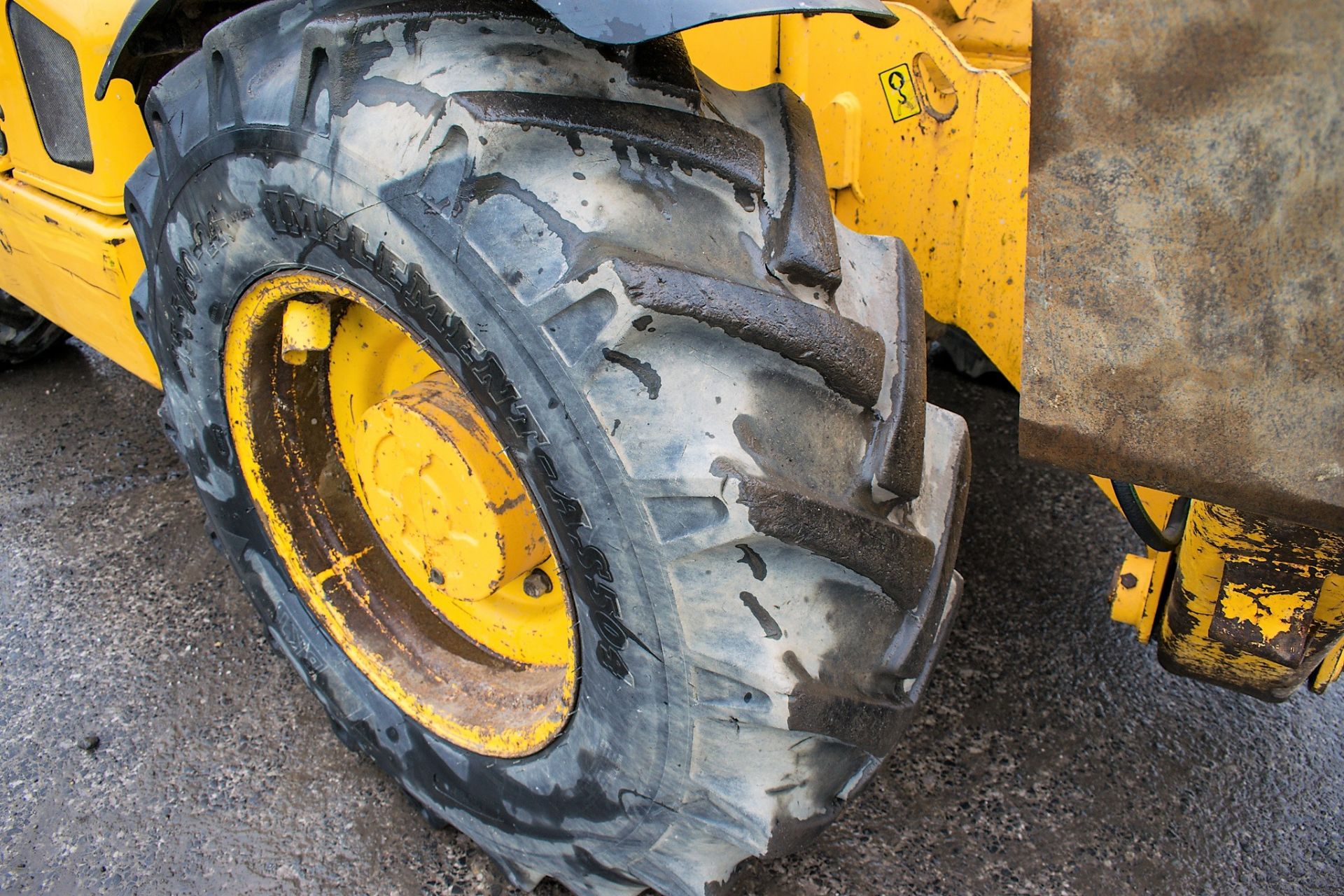 JCB 532-120 12 metre telescopic handler Year: 2003 S/N: 1016744 Recorded Hours: 6139 - Image 9 of 13