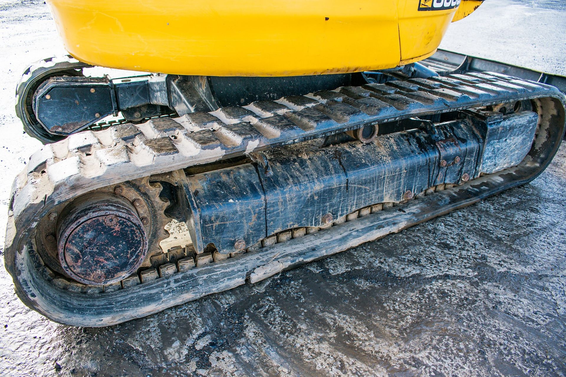 JCB 8030 3 tonne rubber tracked mini excavator Year: 2013 S/N: 2021786 Recorded Hours: 1439 piped, - Image 8 of 12