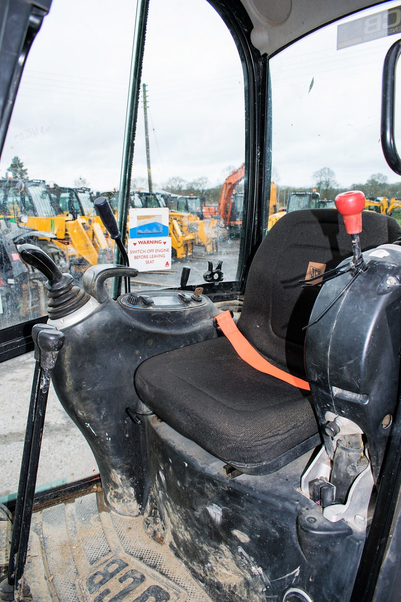 JCB 8016 CTS 1.5 tonne rubber tracked excavator Year: 2013 S/N: 2071452 Recorded Hours: 1531 - Image 12 of 12