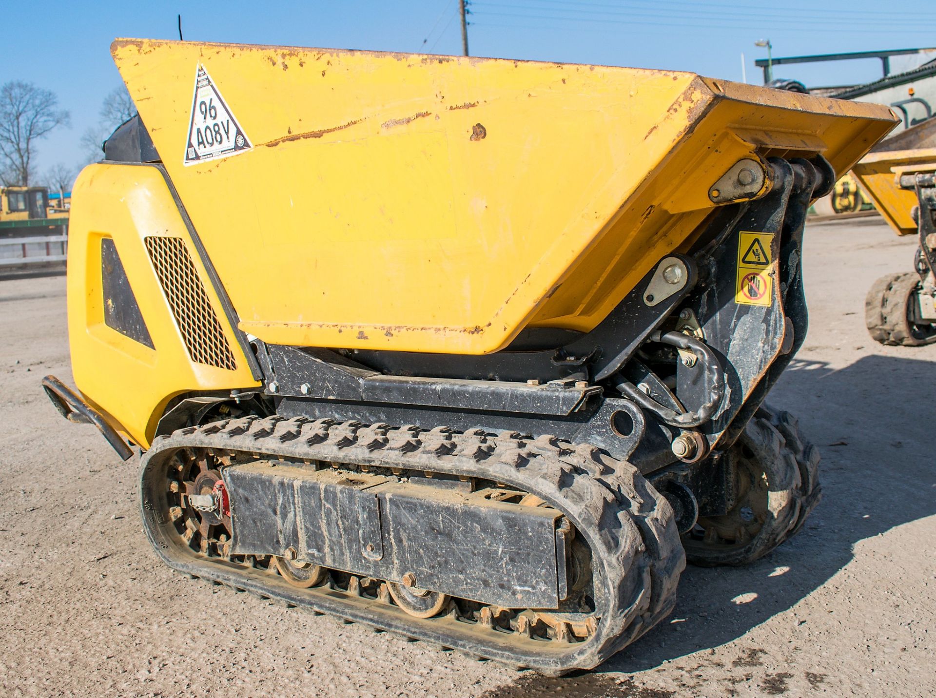 JCB HTD-5 Dumpster 500 kg diesel driven tracked walk behind hi tip dumper Year: 2016 S/N:  5111728 - Image 2 of 11