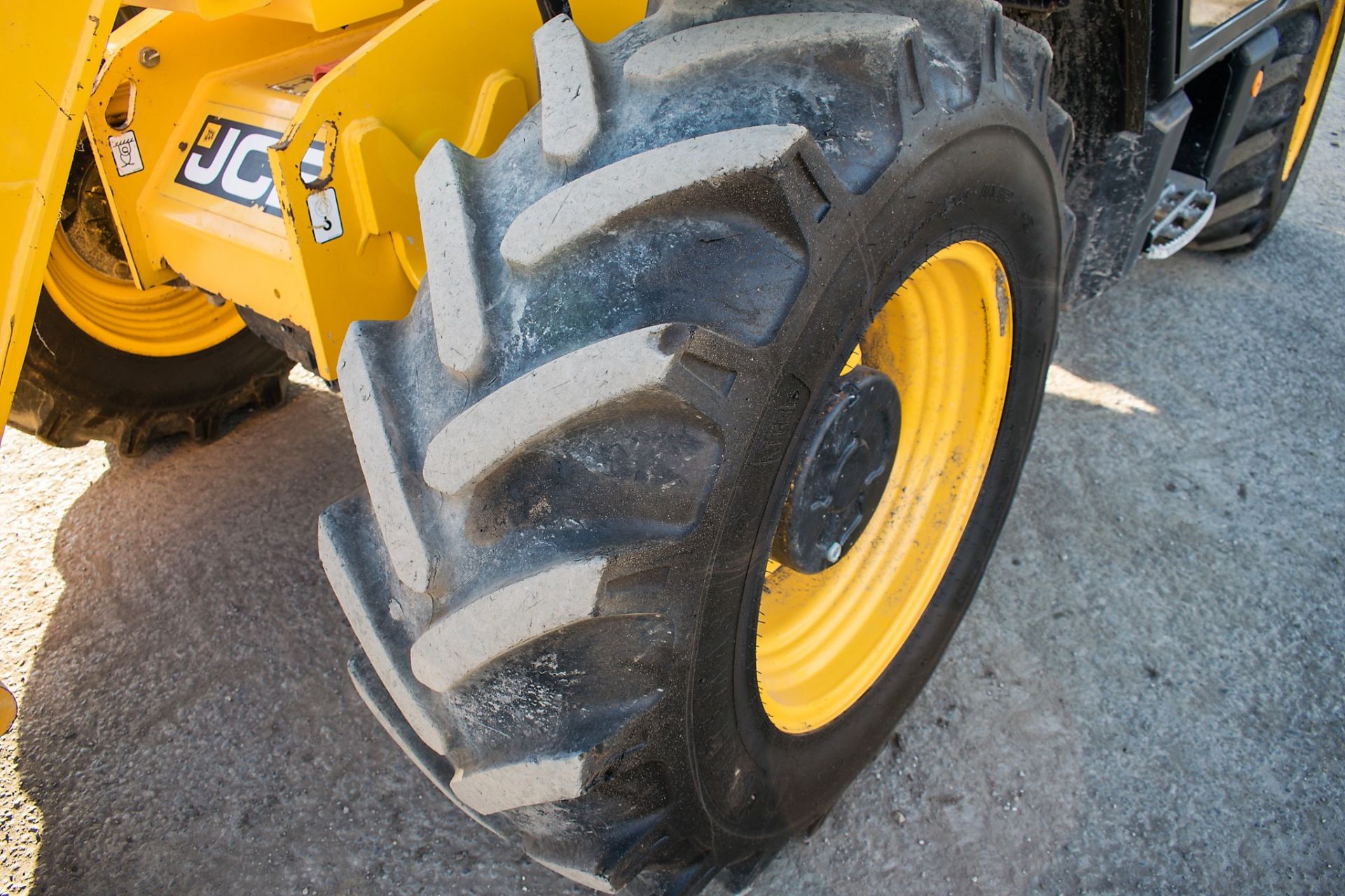 JCB 535-95 9.5 metre telescopic handler Year: 2015 S/N: 2346774 Recorded Hours: 1373 c/w turbo - Image 9 of 14