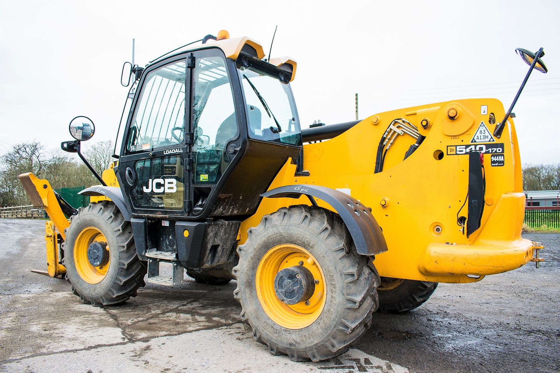 JCB 540-170 17 metre telescopic handler Year: 2014 S/N: 2180451 Recorded Hours: 4631 c/w turbo, sway - Image 3 of 14