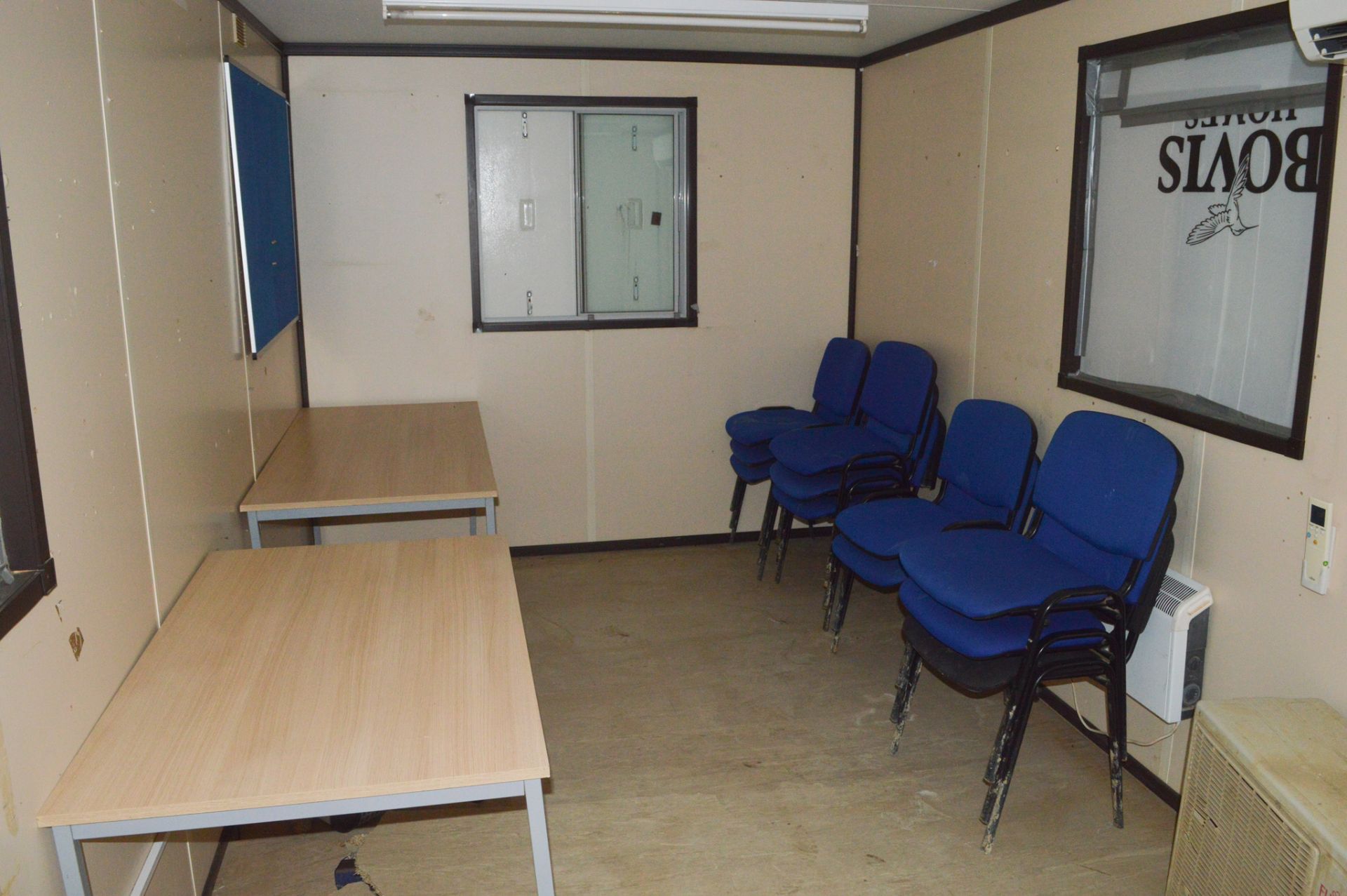 24 ft x 9 ft steel anti vandal office site unit Comprising of office and kitchen area  * No keys but - Image 6 of 7