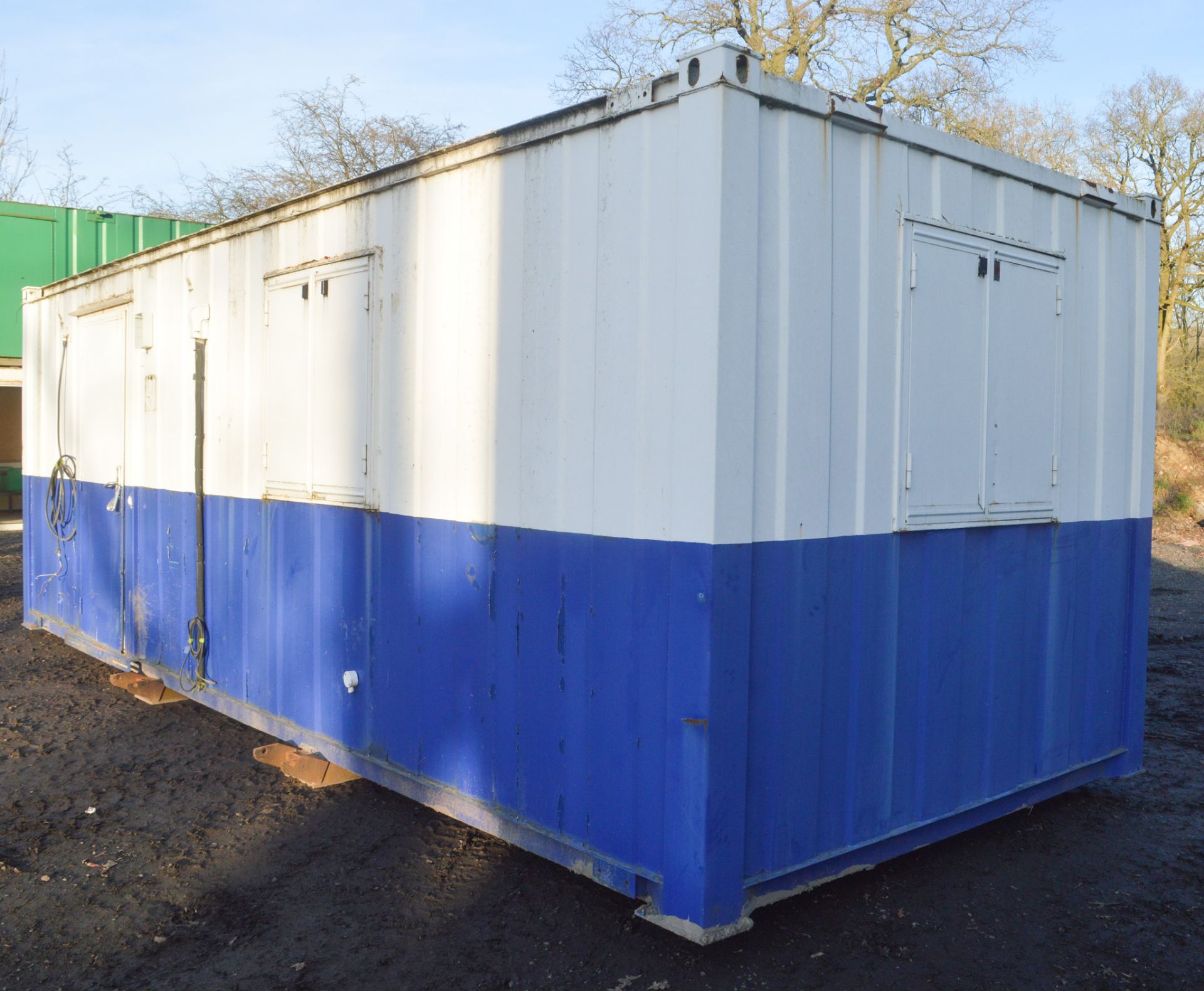 24 ft x 9 ft steel anti vandal office site unit Comprising of office and kitchen area  * No keys but - Image 2 of 7