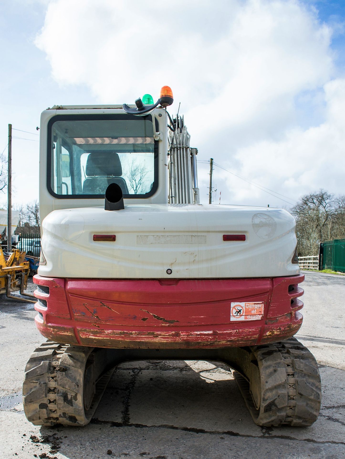 Takeuchi TB285 8.5 tonne rubber tracked excavator Year: 2012 S/N: 185000168 Recorded Hours: blade, - Image 6 of 13