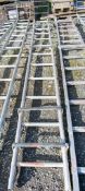 Aluminium roofing ladder 33390102