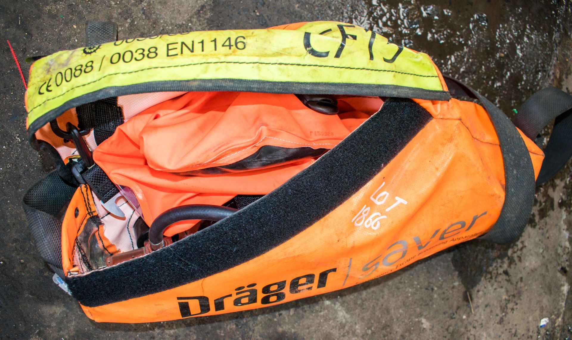 Drager CF15 emergency escape set