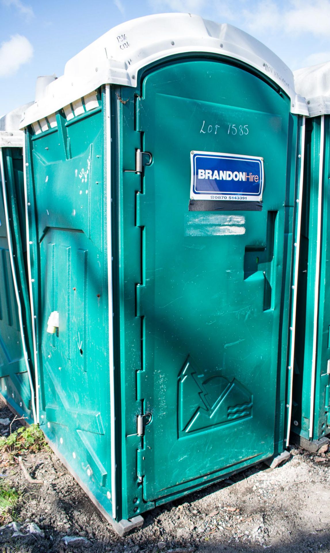 Shorelink portable toilet cubicle