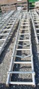 Aluminium roofing ladder 33390078