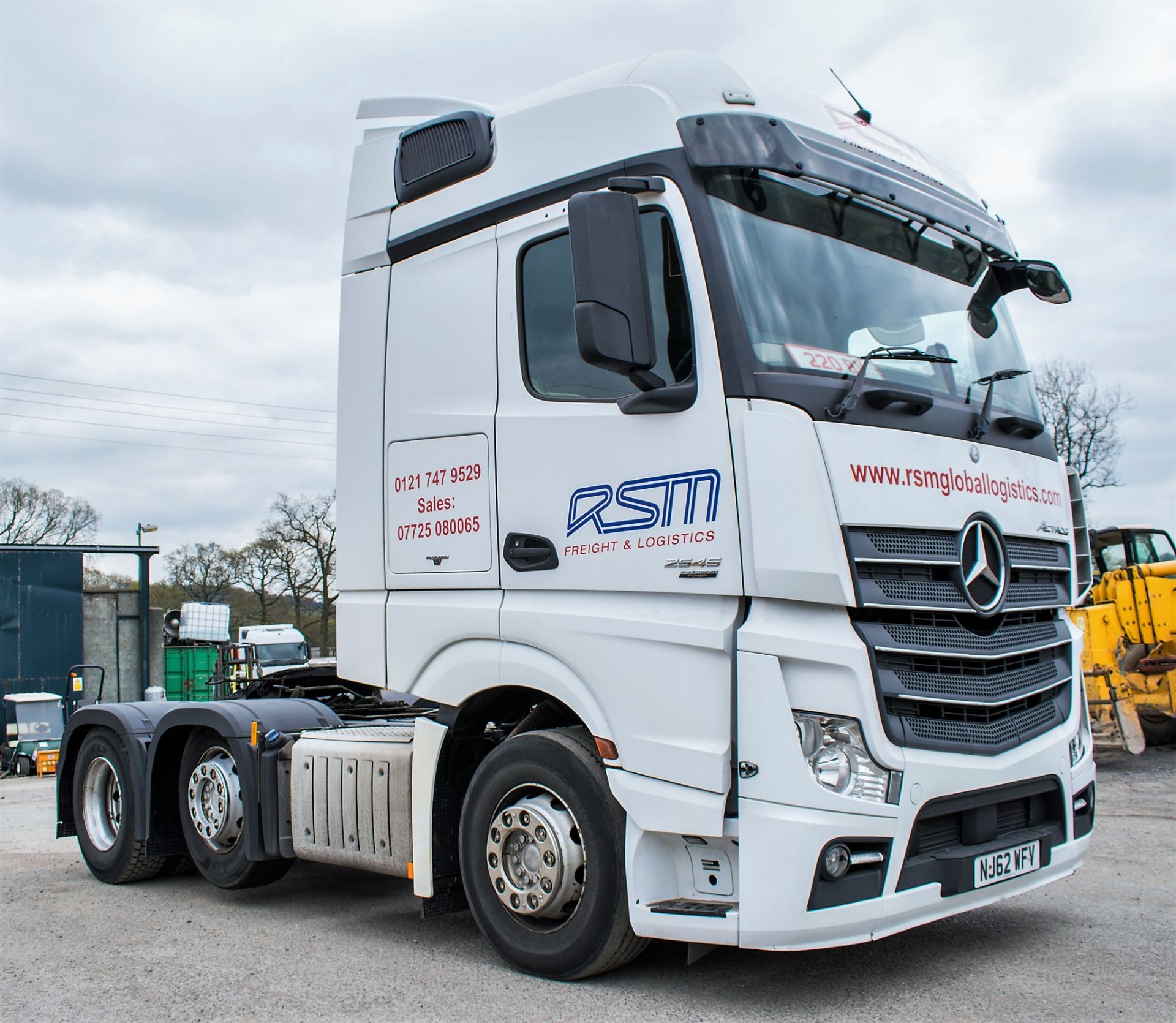 Mercedes Benz Actross 2545 6 x 2 tractor unit Registration Number: NJ62 WFV Date of Registration: - Image 2 of 12