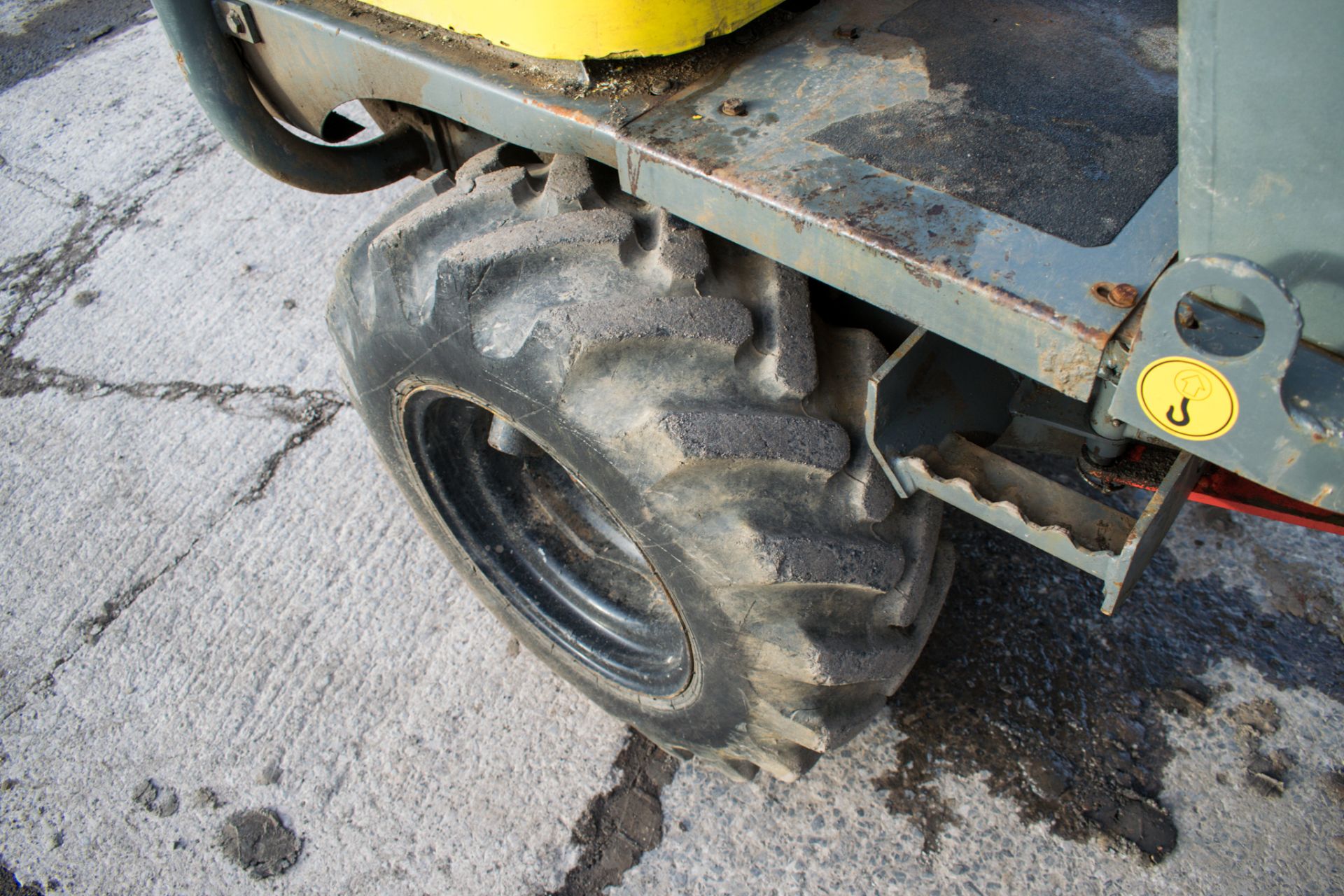 Lifton 850 850kg hi tip dumper Year: 2001 S/N: BA00210 Recorded Hours: 2073 WODMG101 - Image 10 of 12