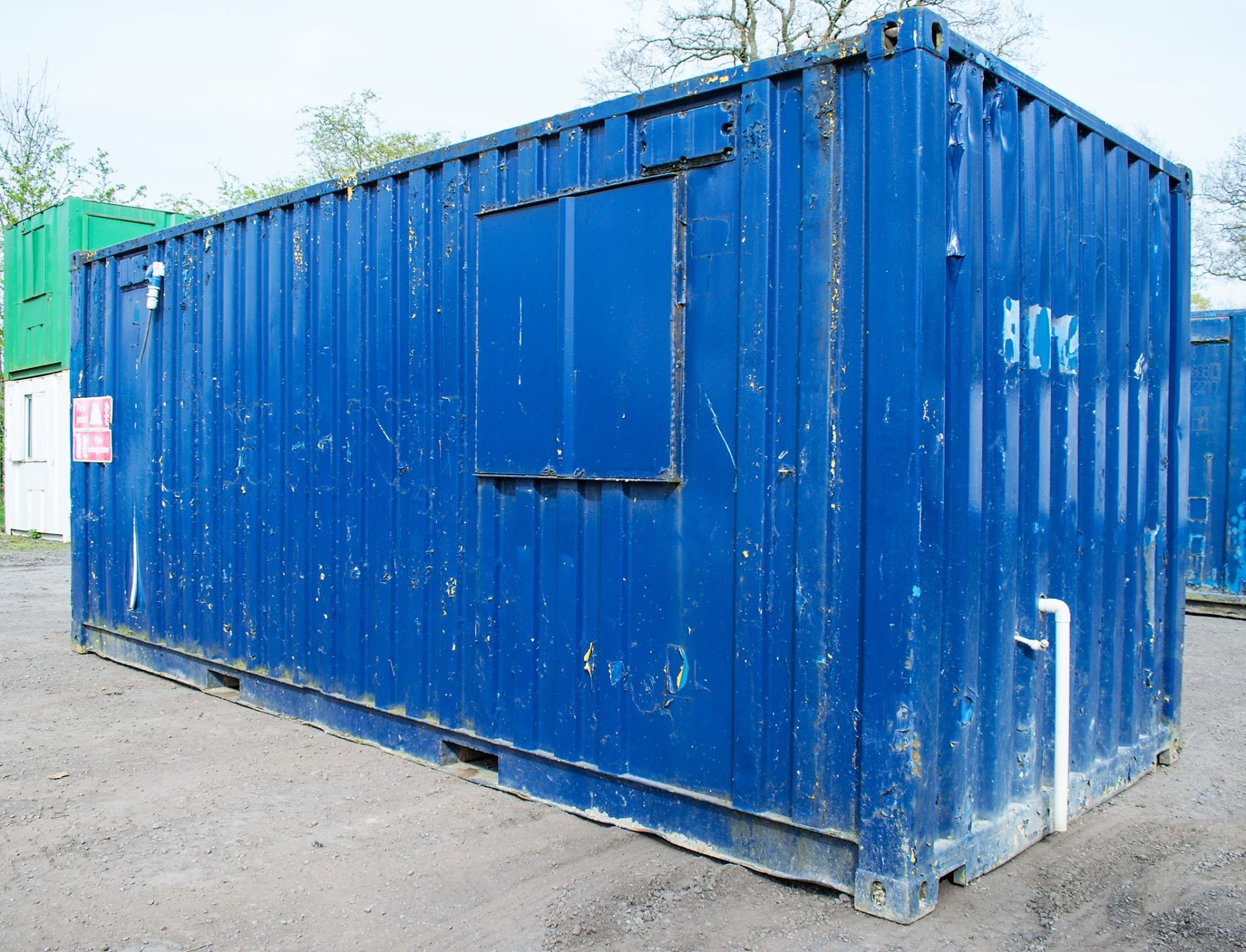 20 ft x 8 ft steel canteen/office unit c/w keys BF - Image 2 of 6