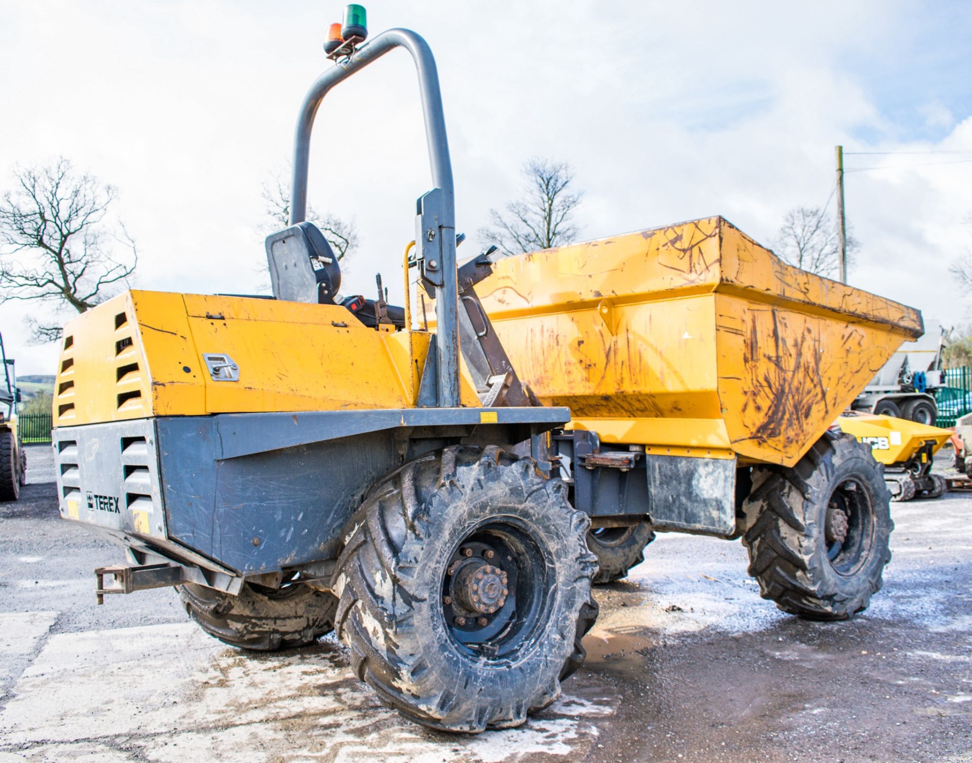 Benford Terex 6 tonne straight skip dumper Year: S/N: Recorded Hours: 2695 1839 - Bild 4 aus 14