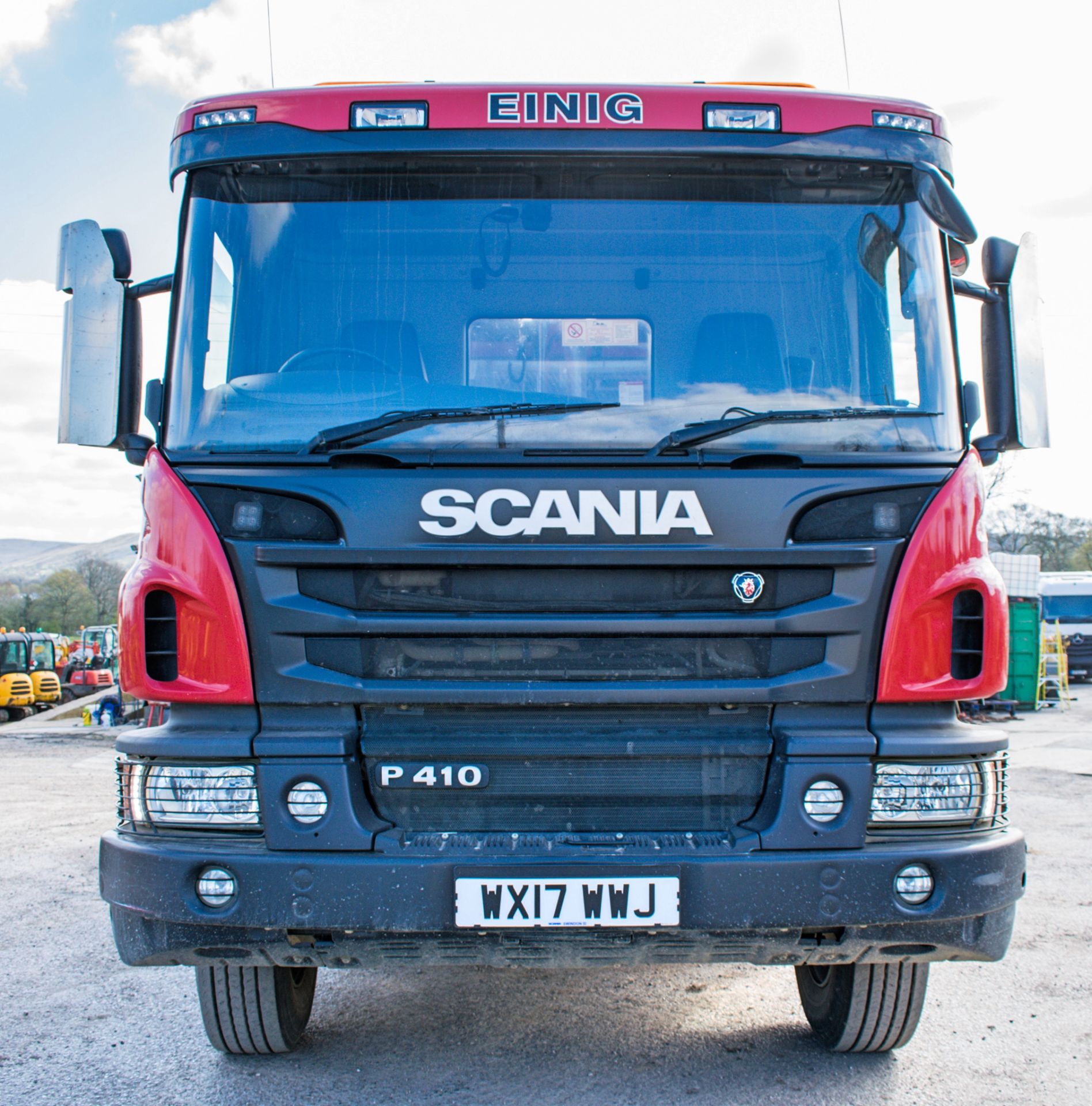 Scania P410 P-SRS C-Class 8 wheel 32 tonne tipper lorry Registration Number: WX17 WWJ Date of - Bild 5 aus 12